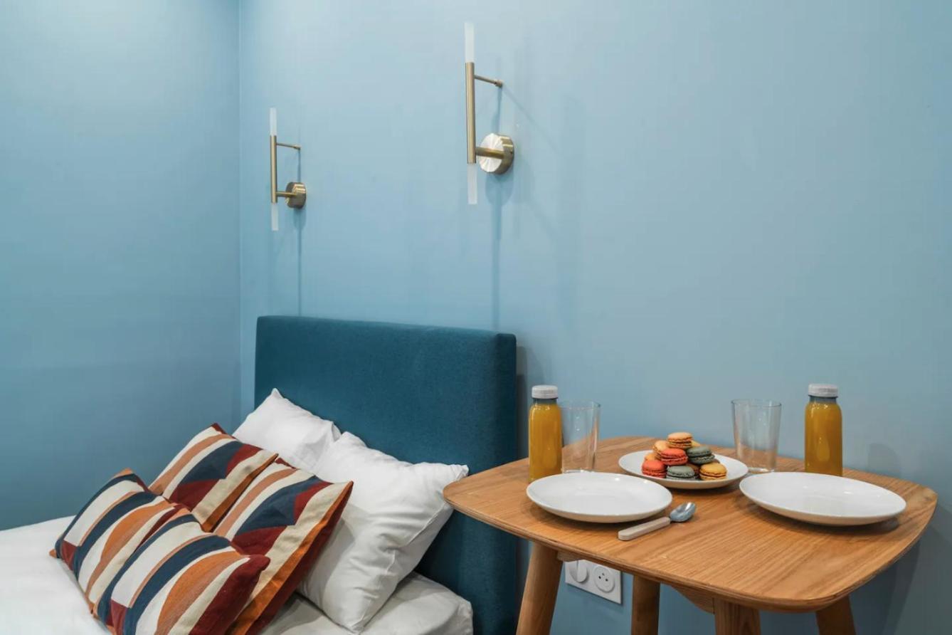 17 Apartment Paris