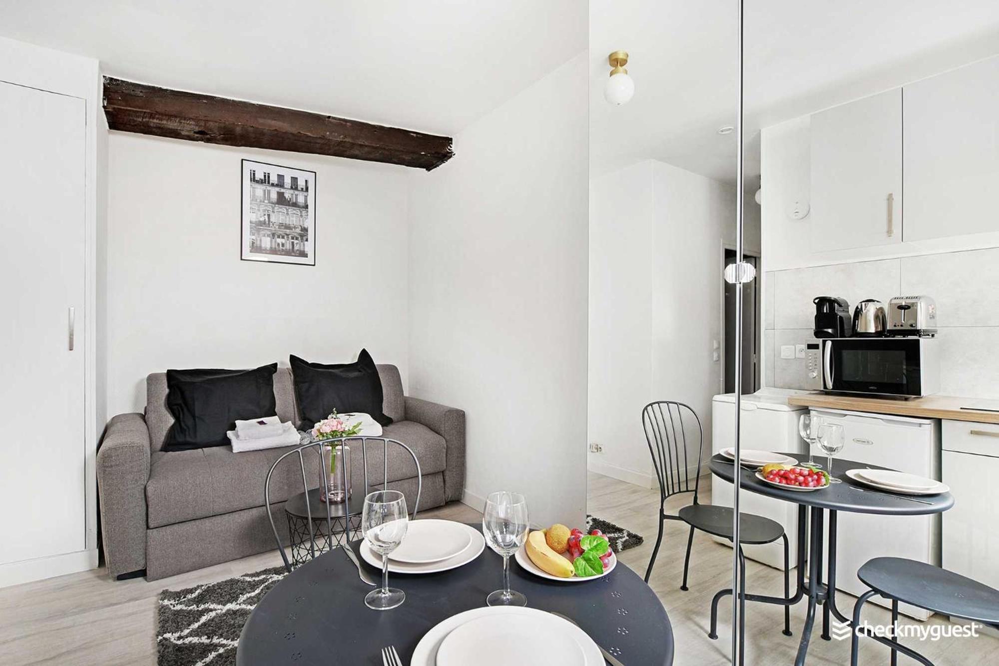 Lovely In The Heart Of The Marais Parigi
