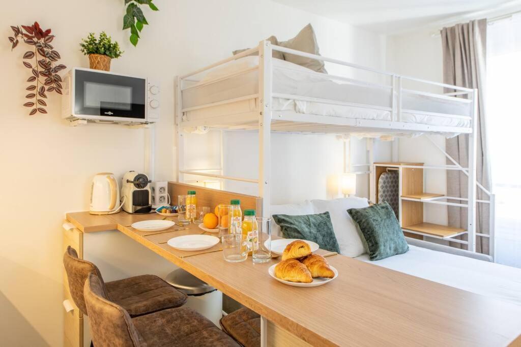 Amazing Stylish Studio, Well Located Near Metro, Bastille Neighborhood Appartamento *