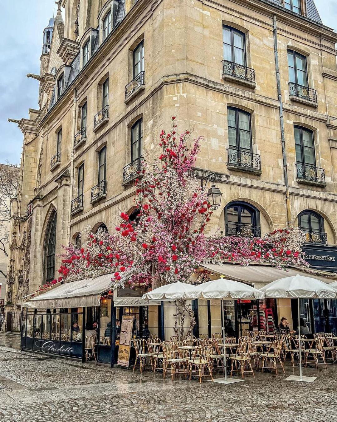 Le Presbytère Hotel