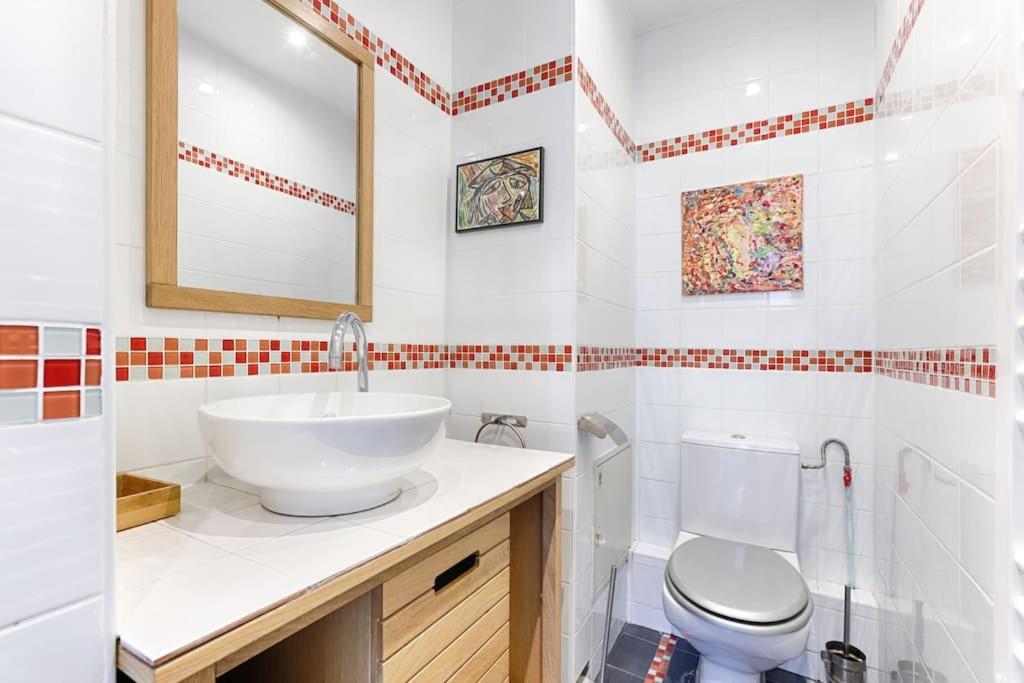 Appartamento De Charme Gambetta Saint Fargeau I Parigi