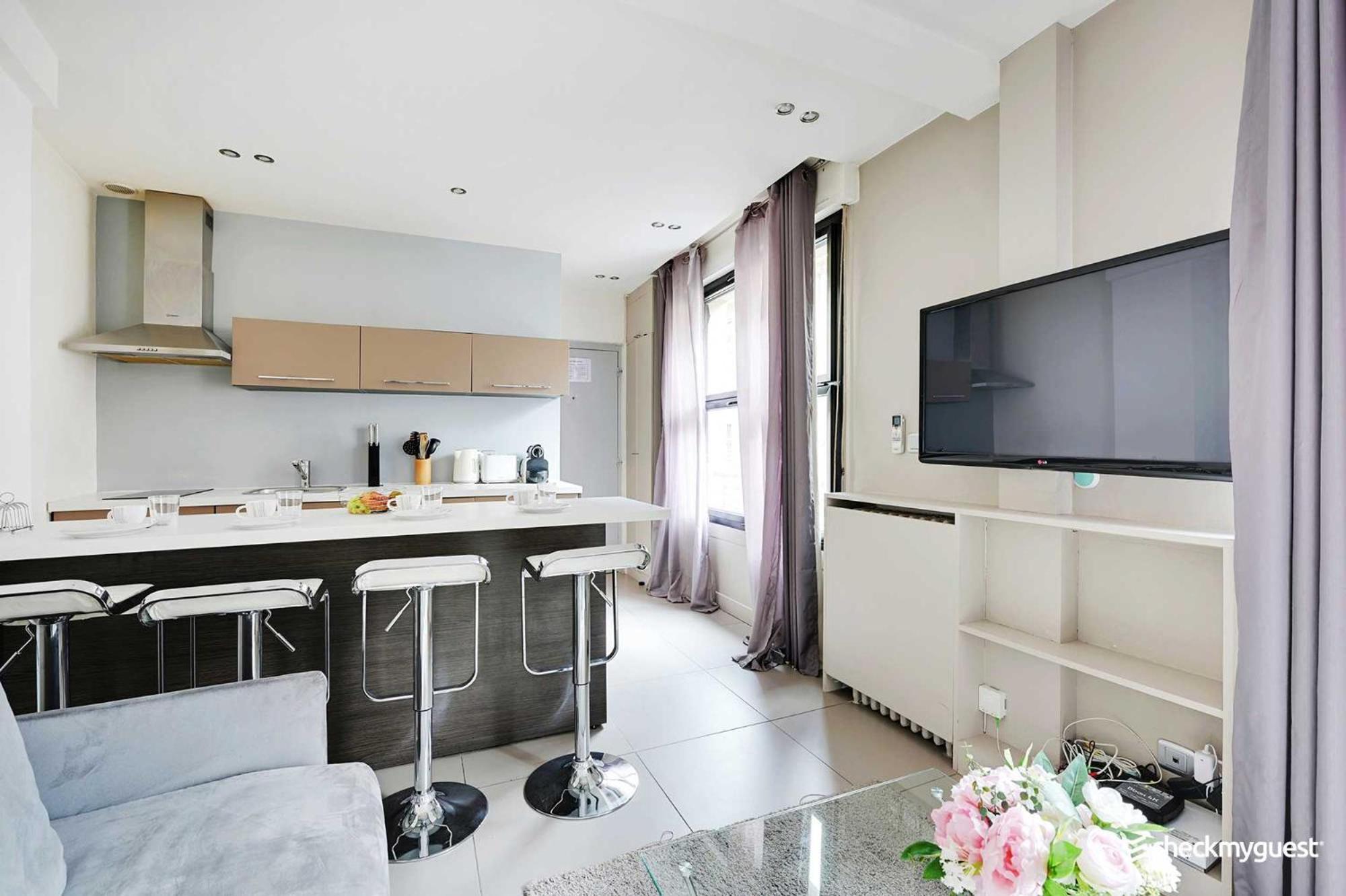 Apartment Saint-lazare