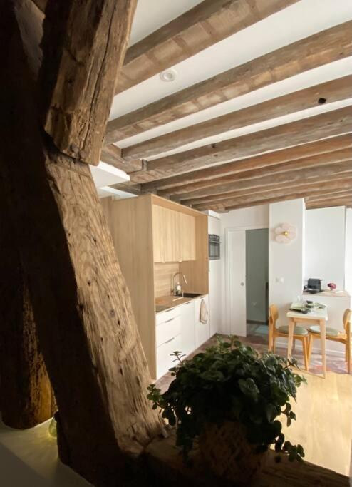 Appartamento Bright 1 Bed In The Heart Of Hip Paris, Montorgueil
