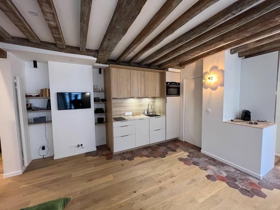 Bright 1 Bed In The Heart Of Hip Paris, Montorgueil Appartamento *