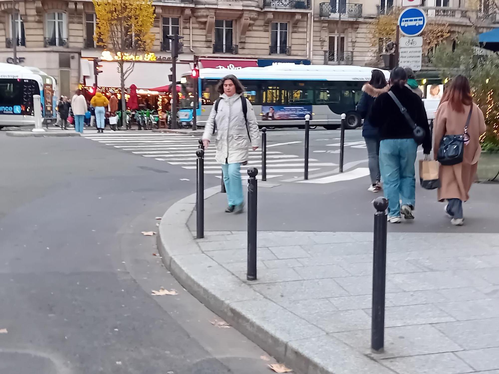 Appartamento 1 Minute Gare Montparnasse , Center, Awsome Place, Close To Eiffel Tour And Louvre Meusm , Front Metro *