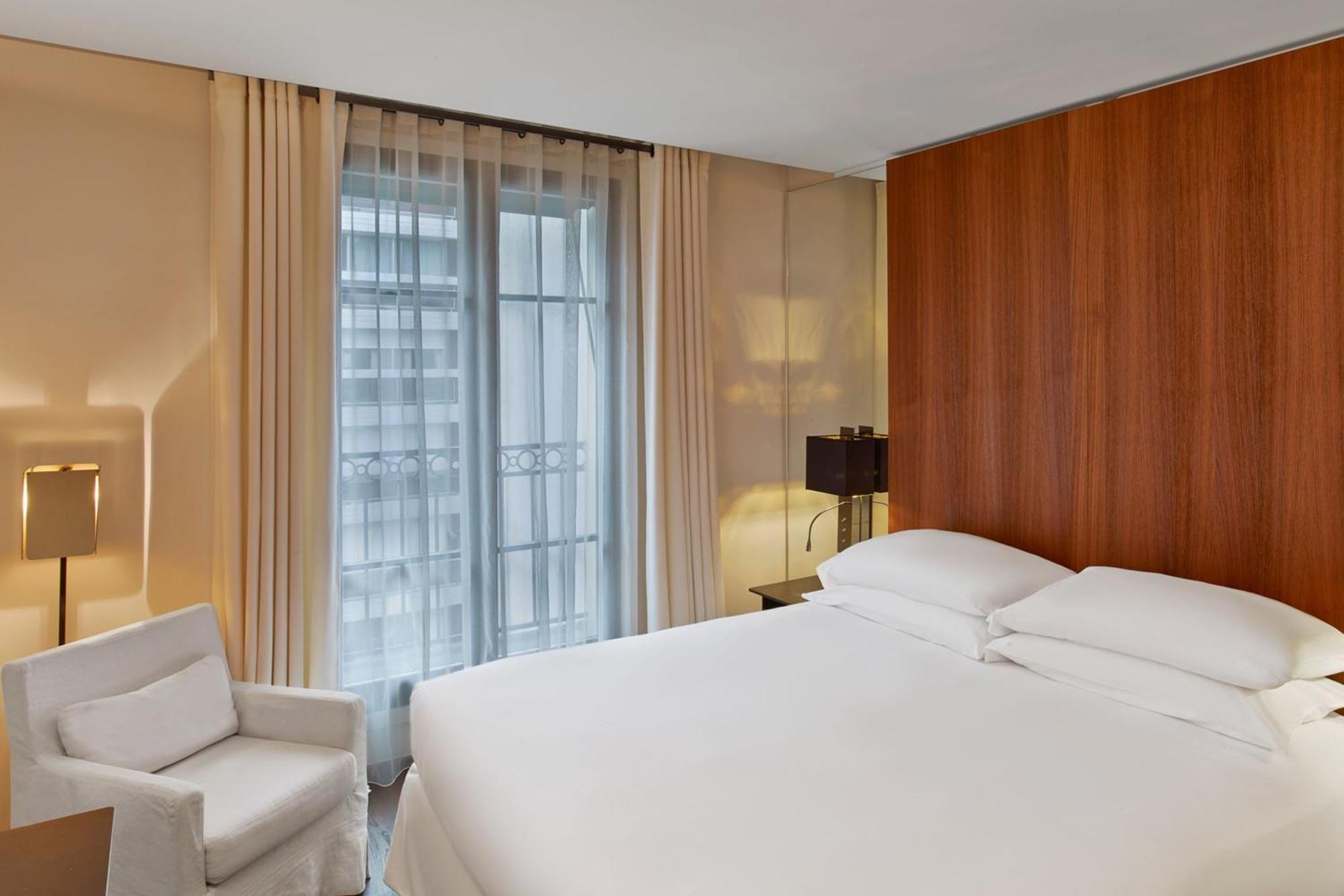 Le Metropolitan, Tour Eiffel, A Tribute Portfolio Hotel Parigi