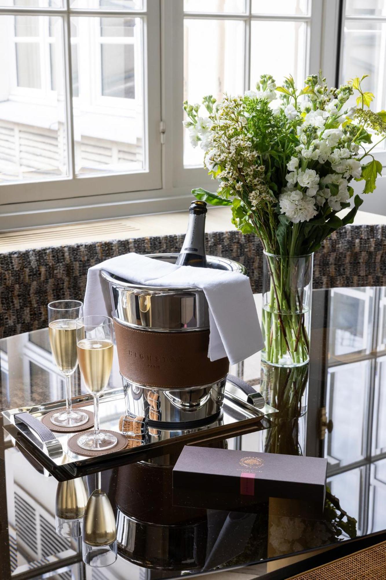 Highstay - Luxury Serviced - Rue De Rivoli Apartment *
