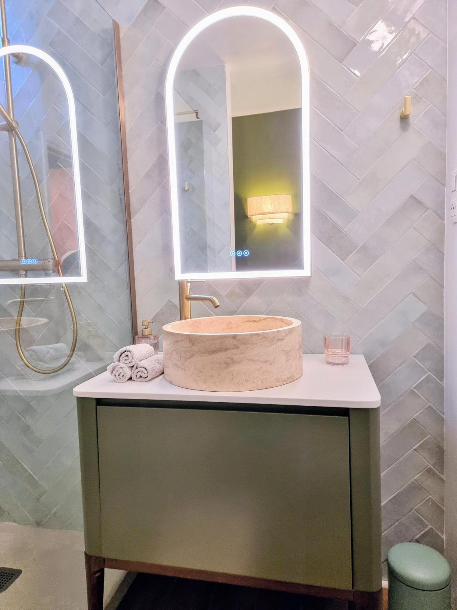 Luxury Flat With Balcony Near Arc De Triomphe Appartamento *