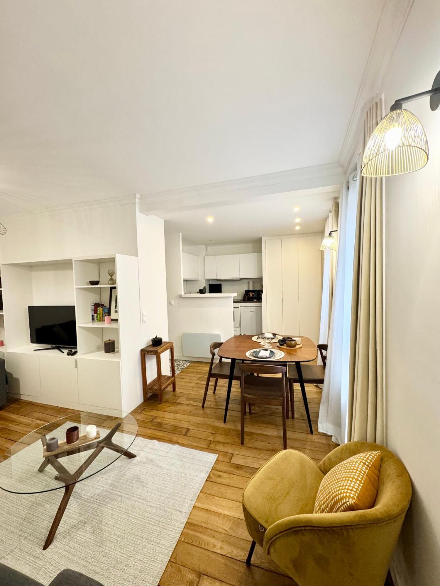 Lovely Flat, Center Of