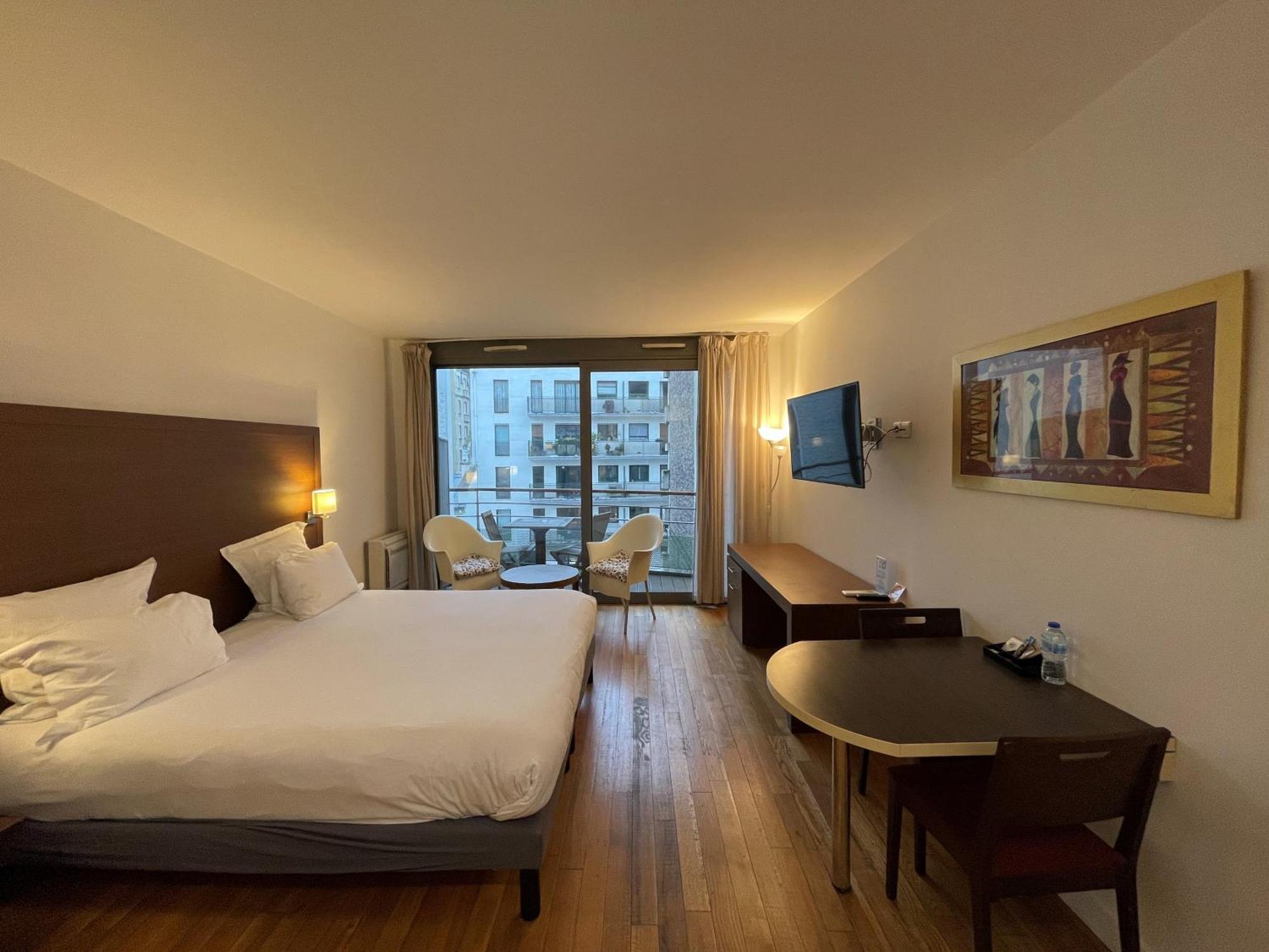 Residhotel Imperial Rennequin 3*
