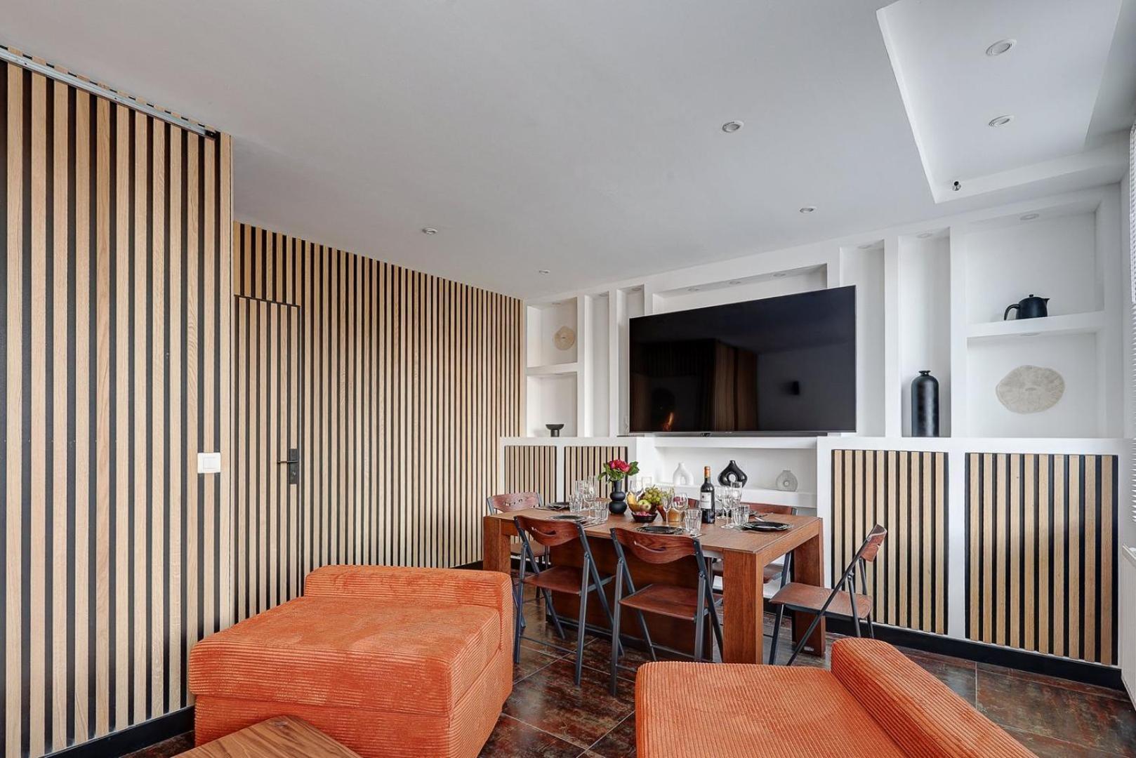 335 Me3d - Superb In Apartment *