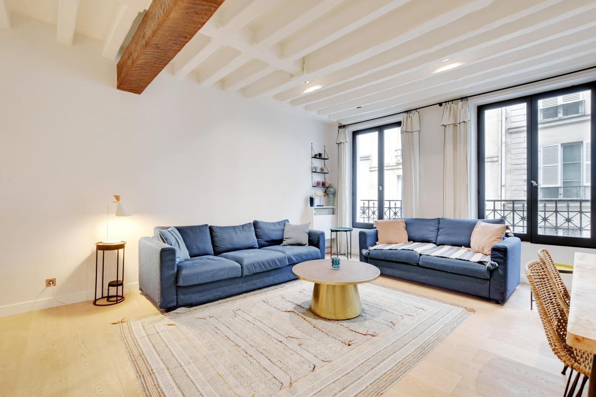 Pick A Flat's In Palais Royal - Rue De Richelieu