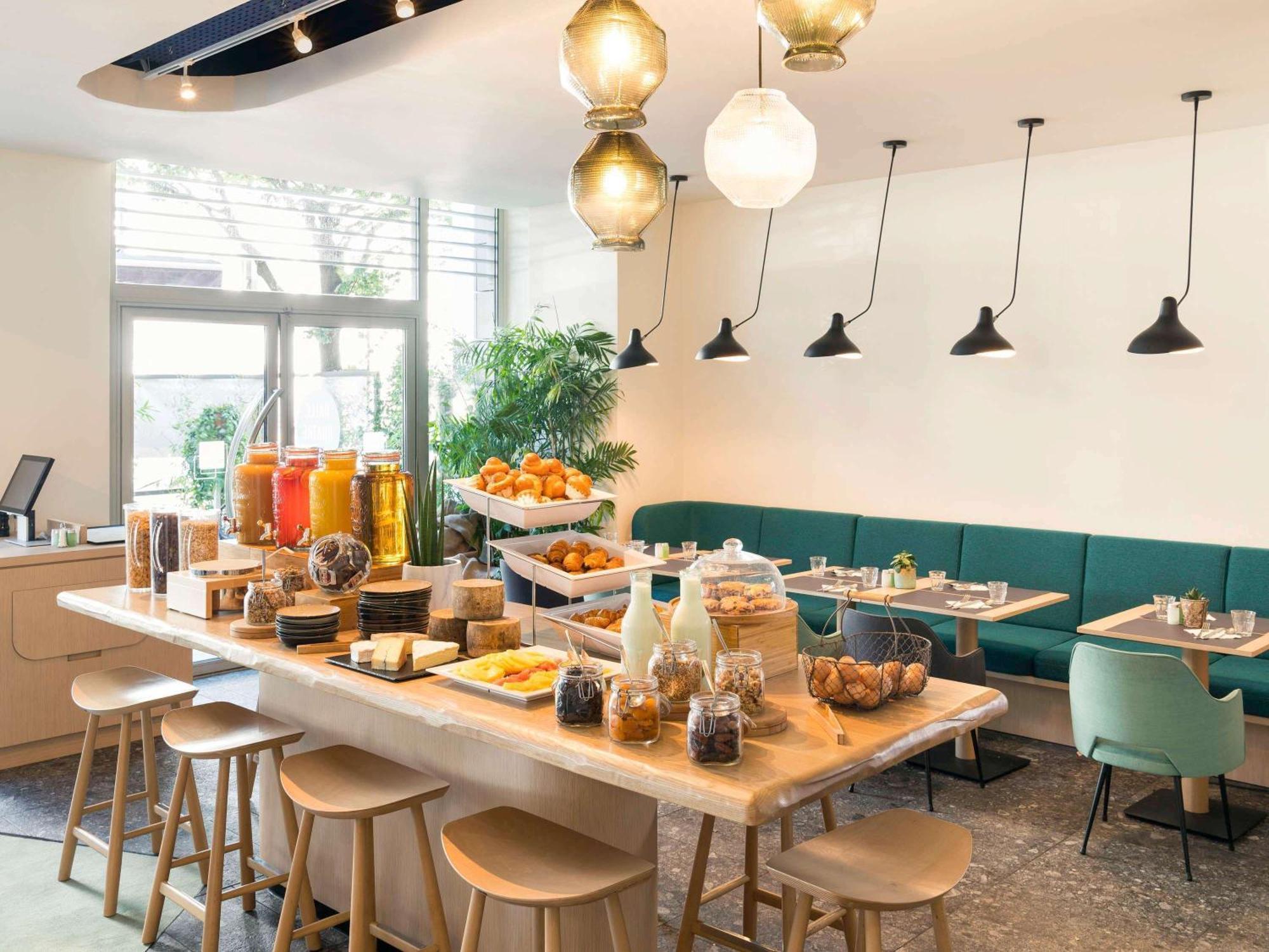 Hotel Novotel Centre Gare Montparnasse Parigi