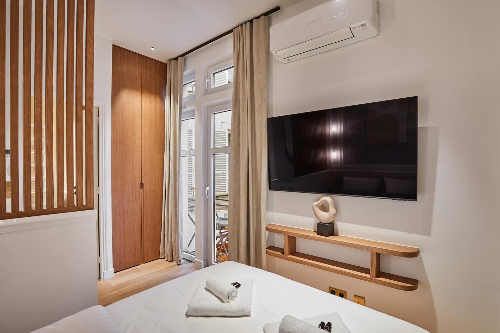 Sublim 1bdr Ac Arc De Triomphe Champs Elysees By Prestige Parigi