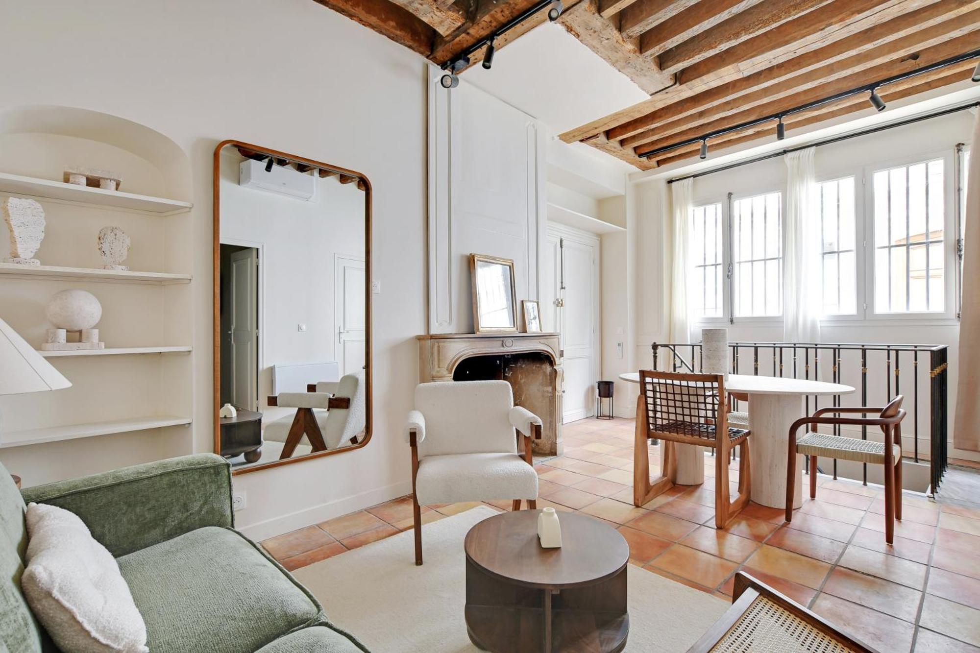 Appartamento Duplex In Saint-germain-des-pres *