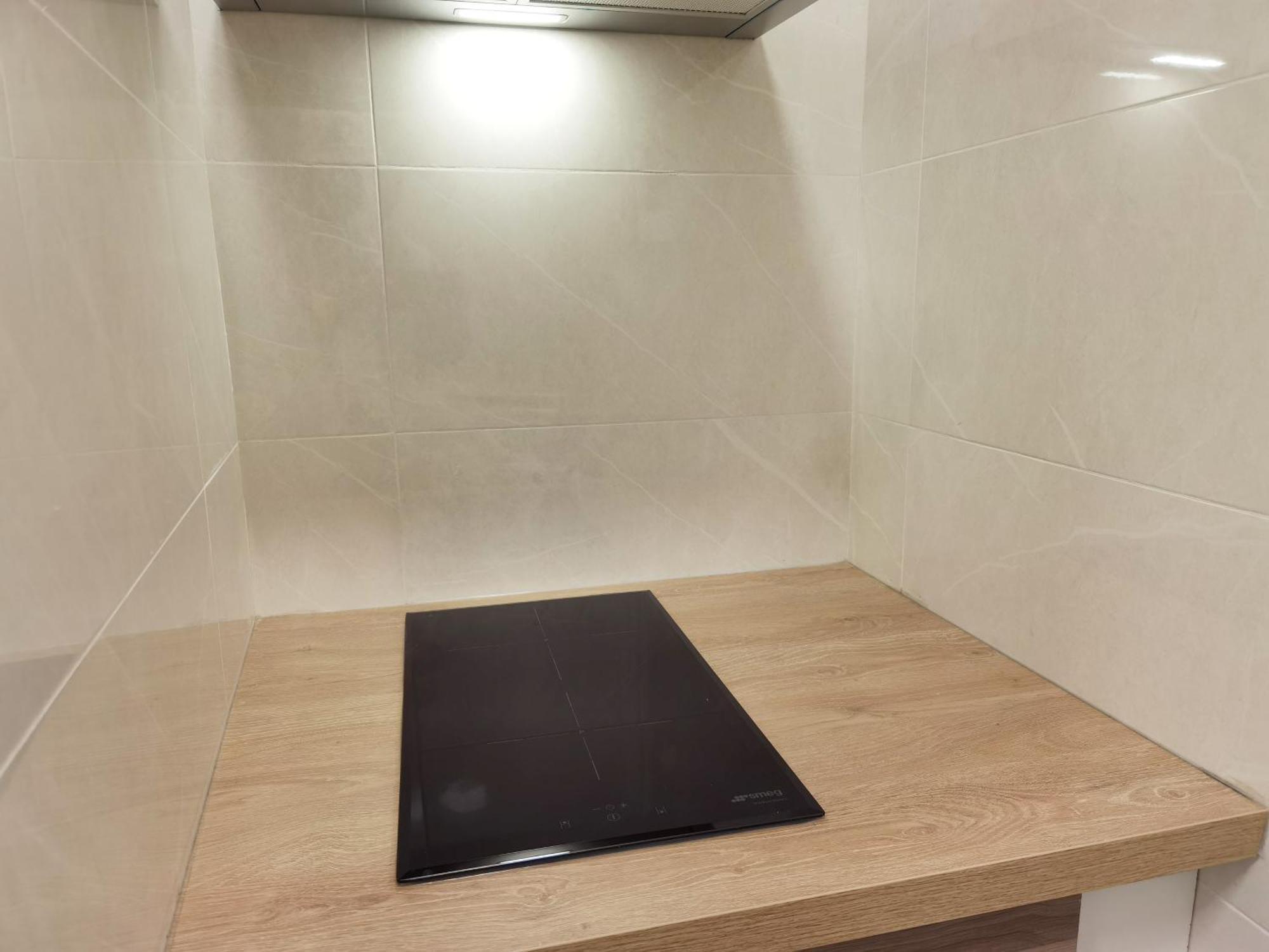 Luminous Renovated Near Porte D'orleans T3a *