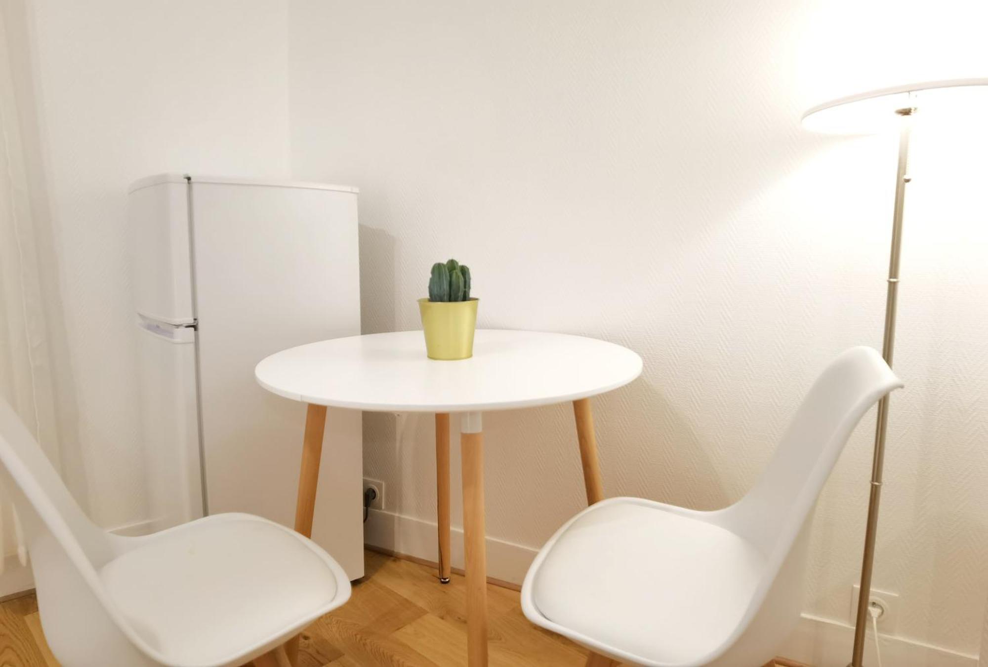 Luminous Renovated Near Porte D'orleans T3a * Parigi