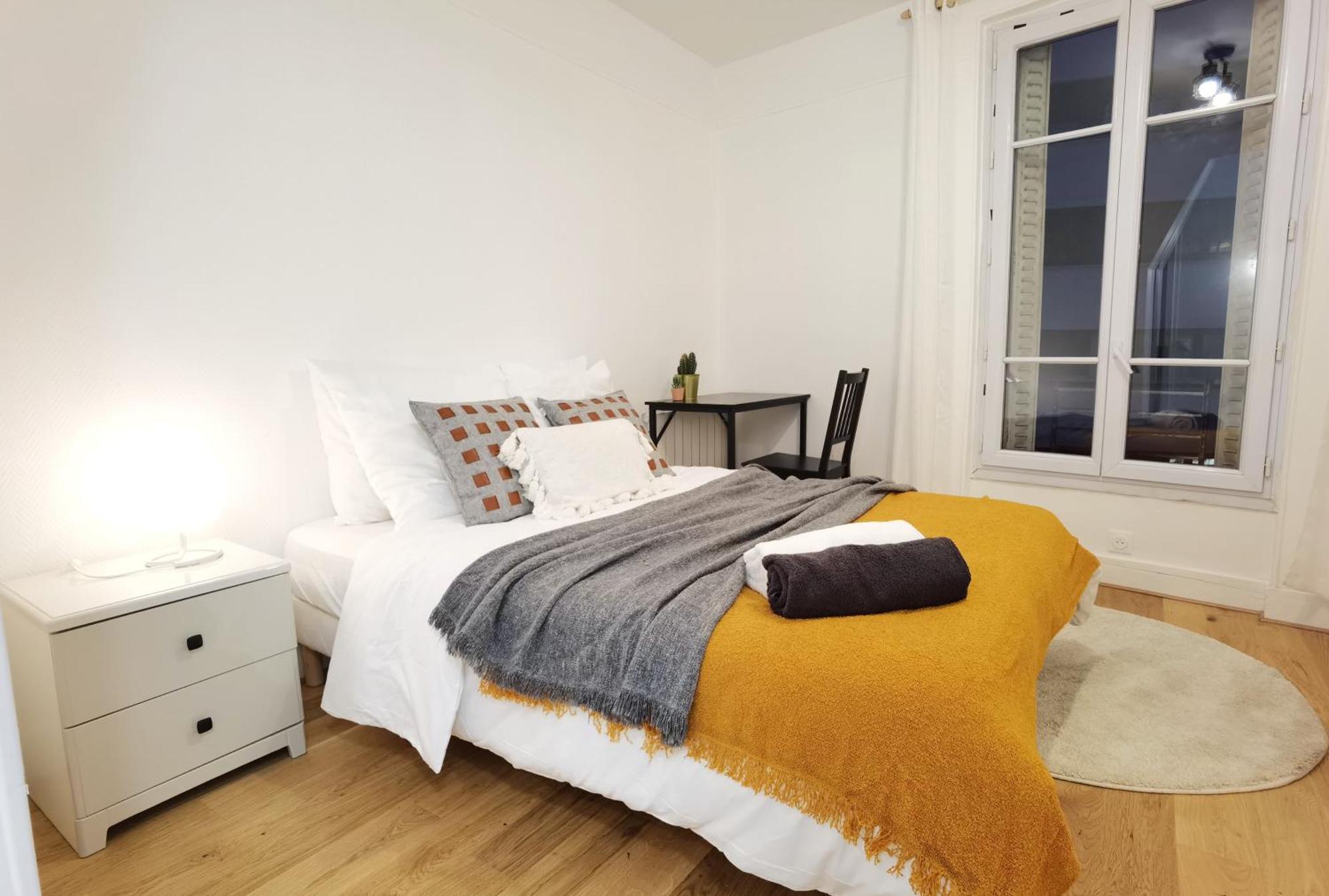 Luminous Renovated Near Porte D'orleans T3a Parigi