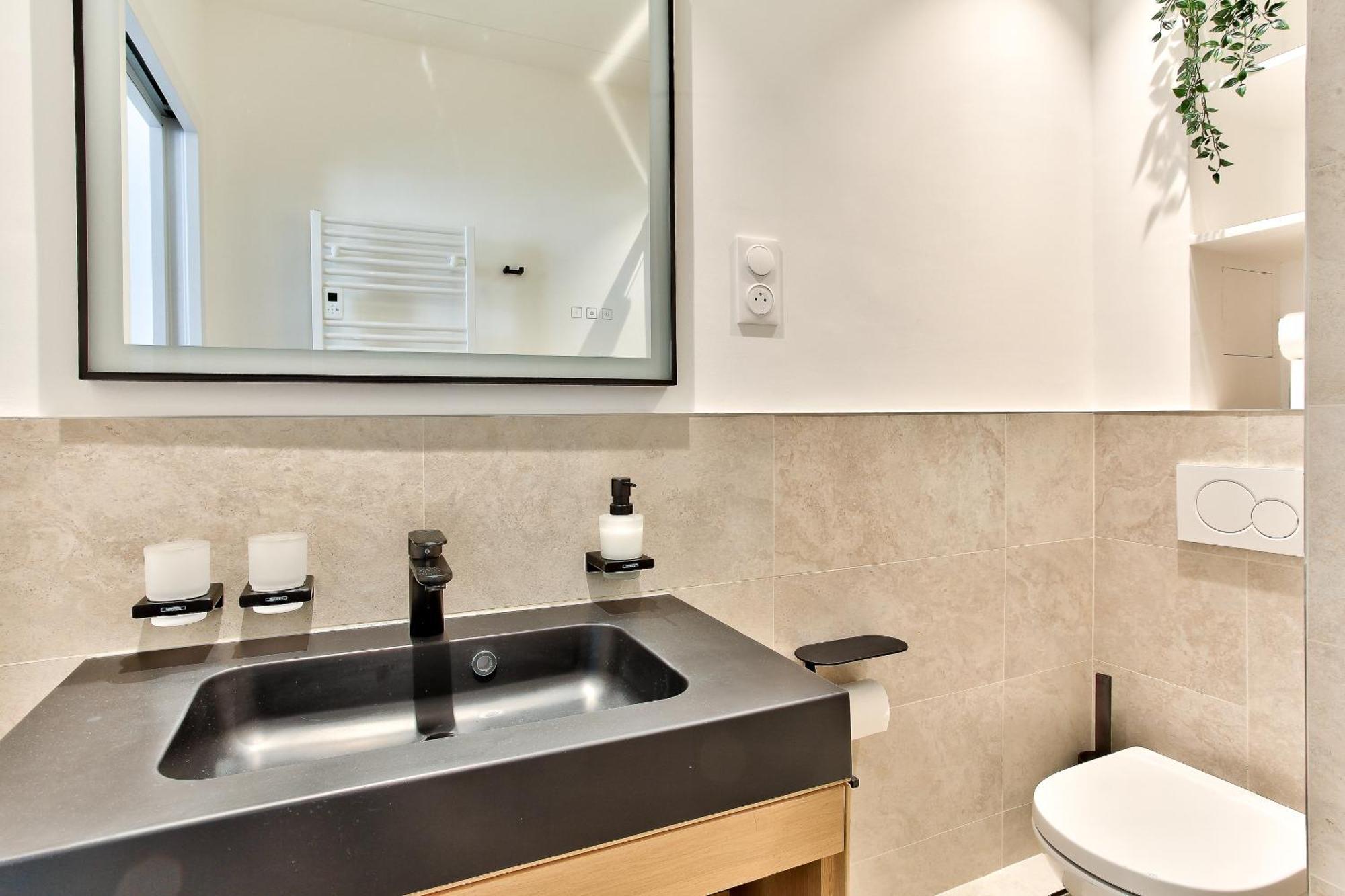 Marais Elegence - Two Bedrooms * Parigi