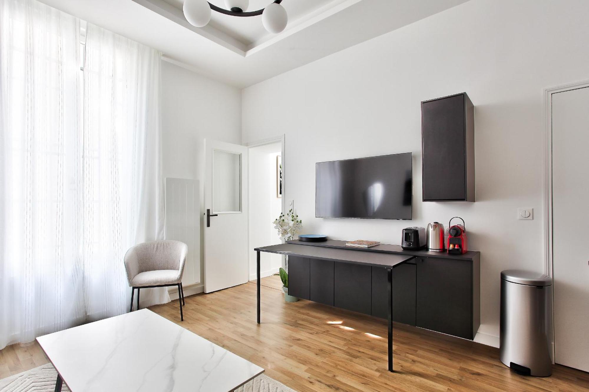 Marais Elegence - Two Bedrooms * Parigi