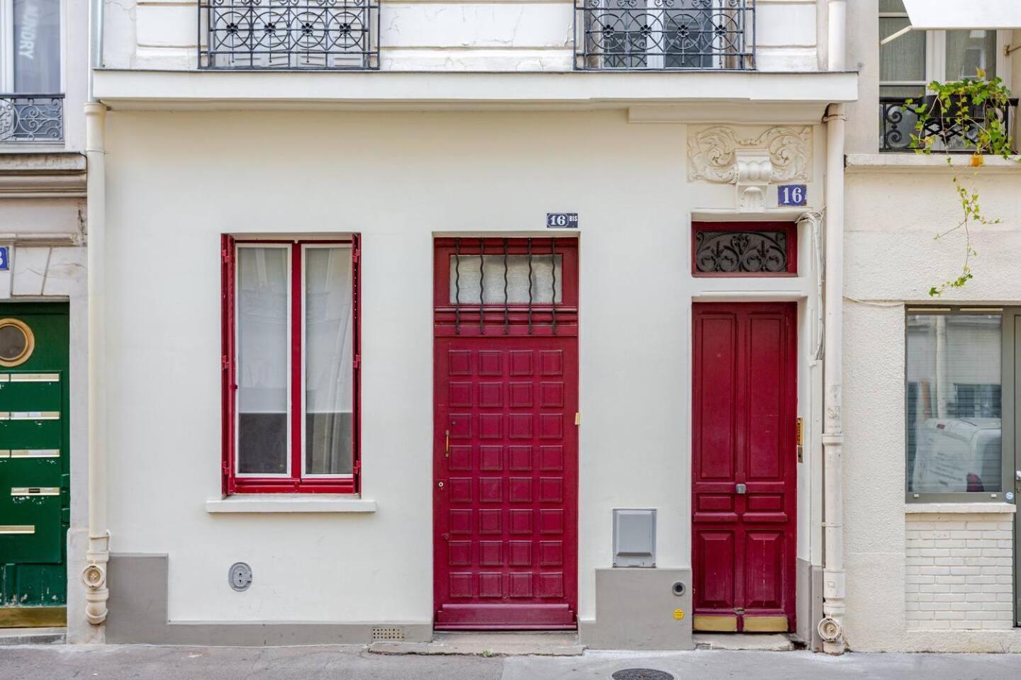 Appartamento Duplex And Private Patio At Eiffel Tower Parigi