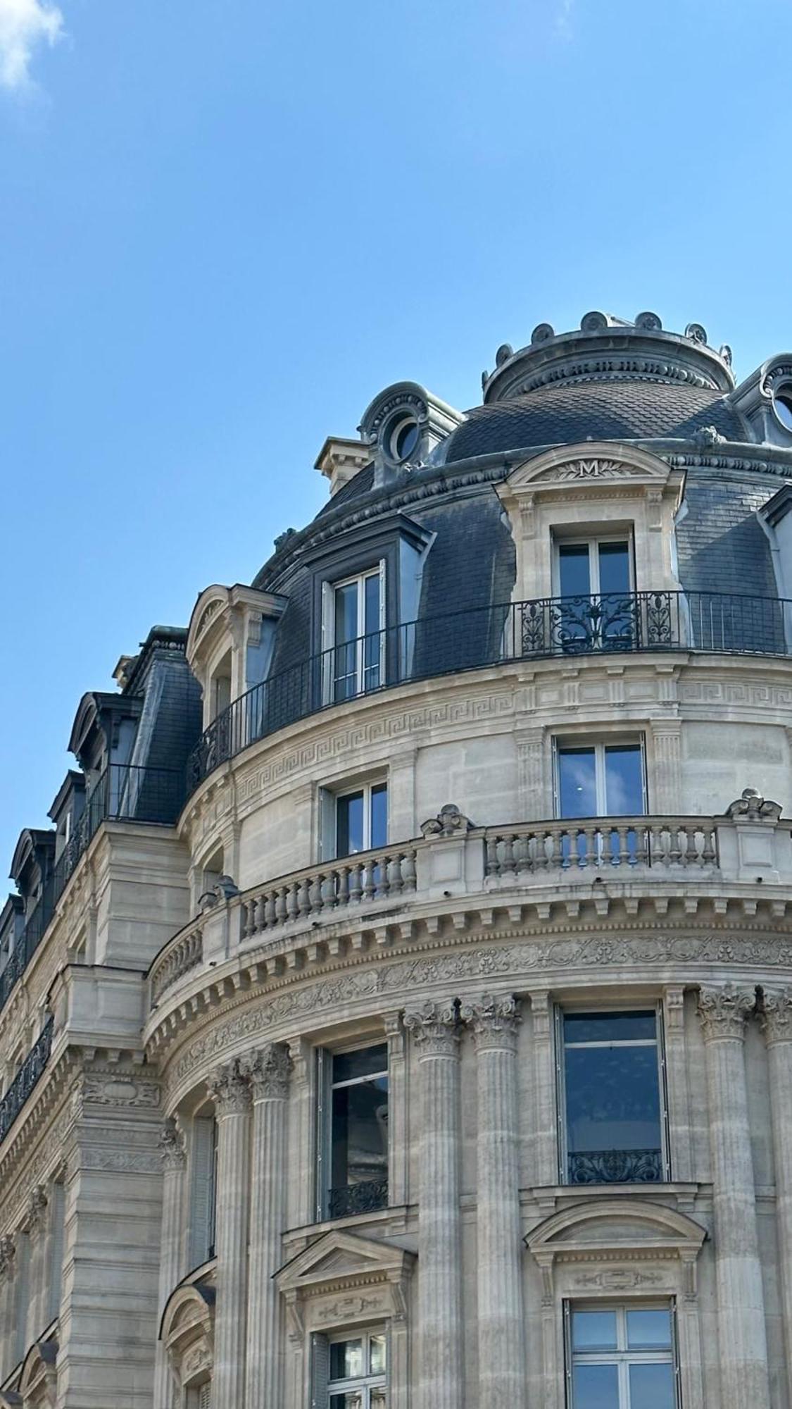 Luxury Family Getaway Near Place Vendome * Parigi