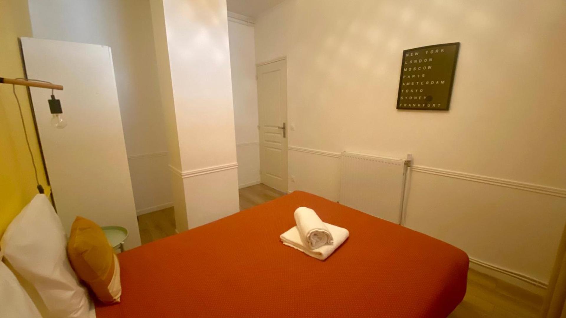 Confortable Champs Elysees 4p Apartment