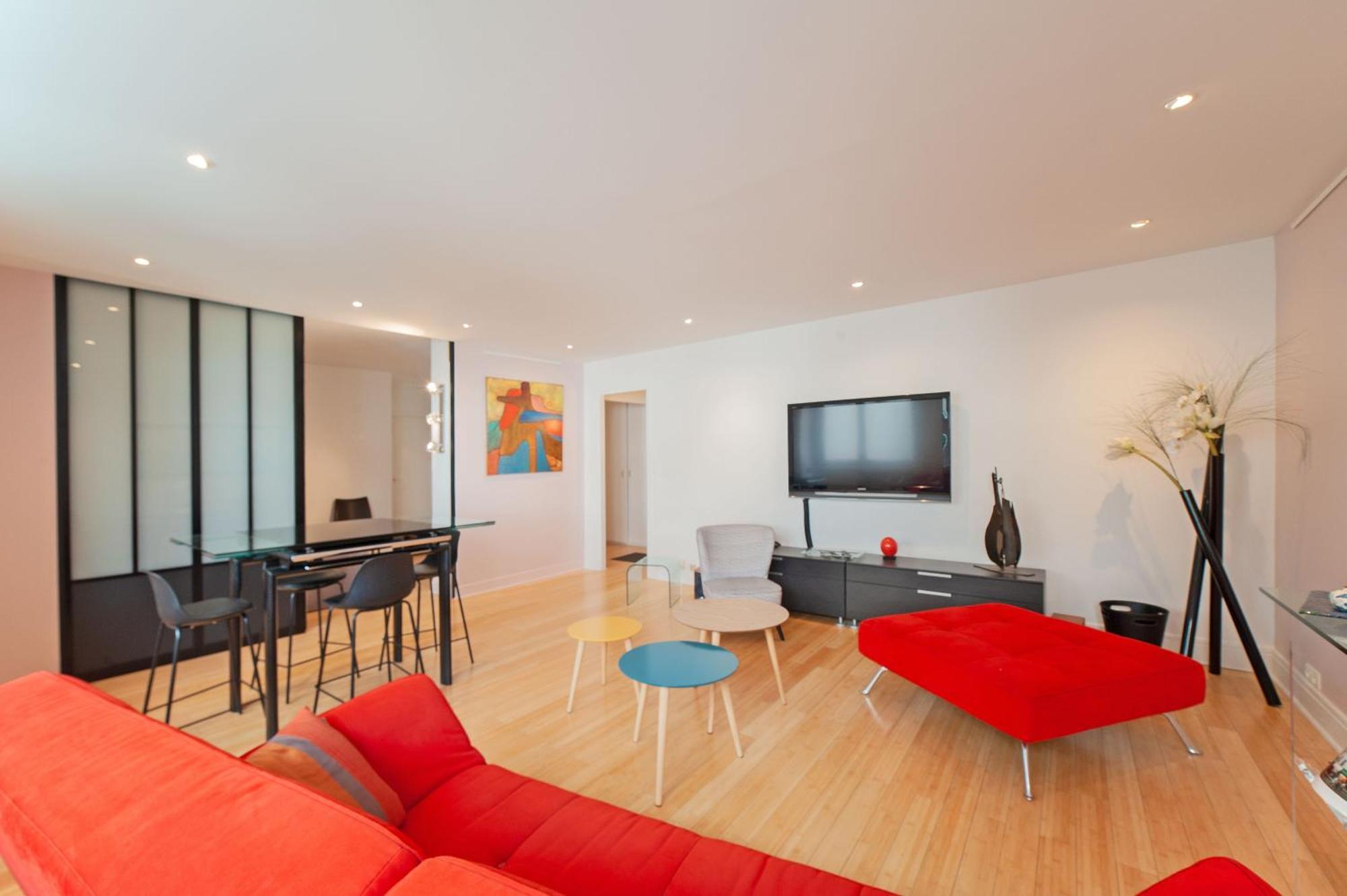 Large Pleasant Alcove In Center Appartamento
