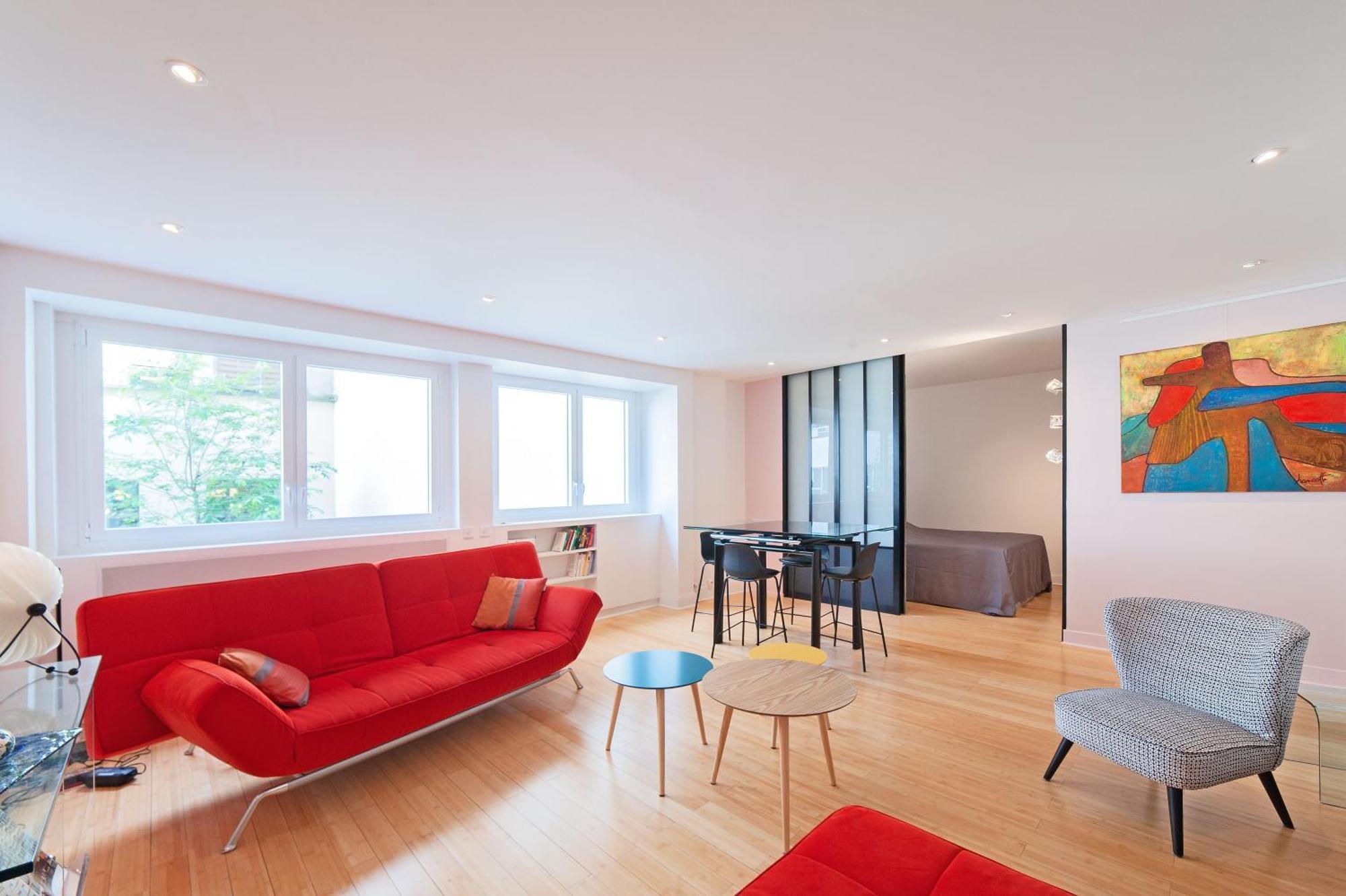 Large Pleasant Alcove In Center * Parigi