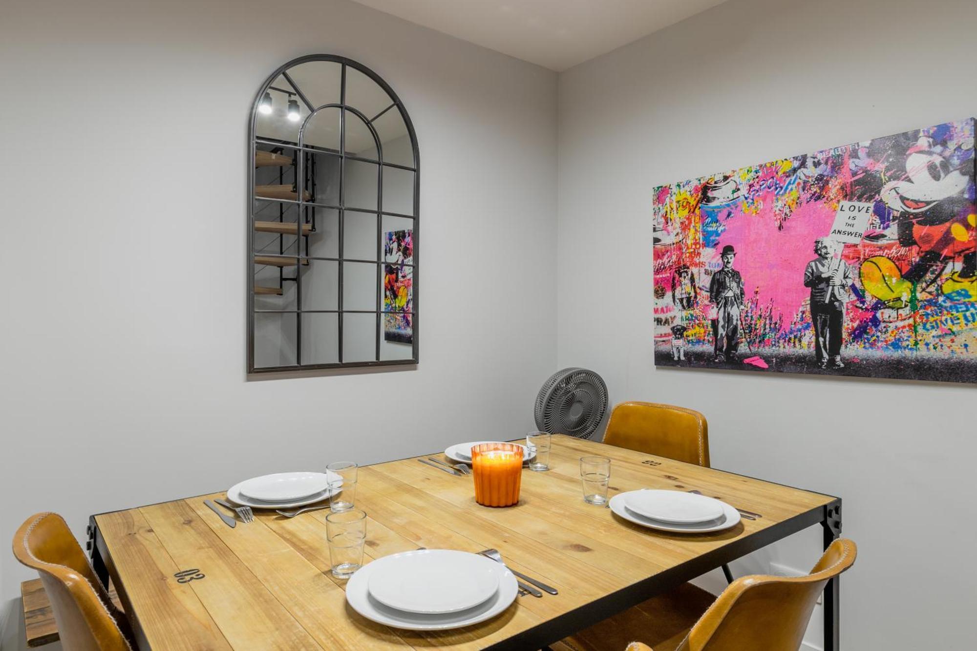 An Enchanting Parisian Hideaway Appartamento Parigi