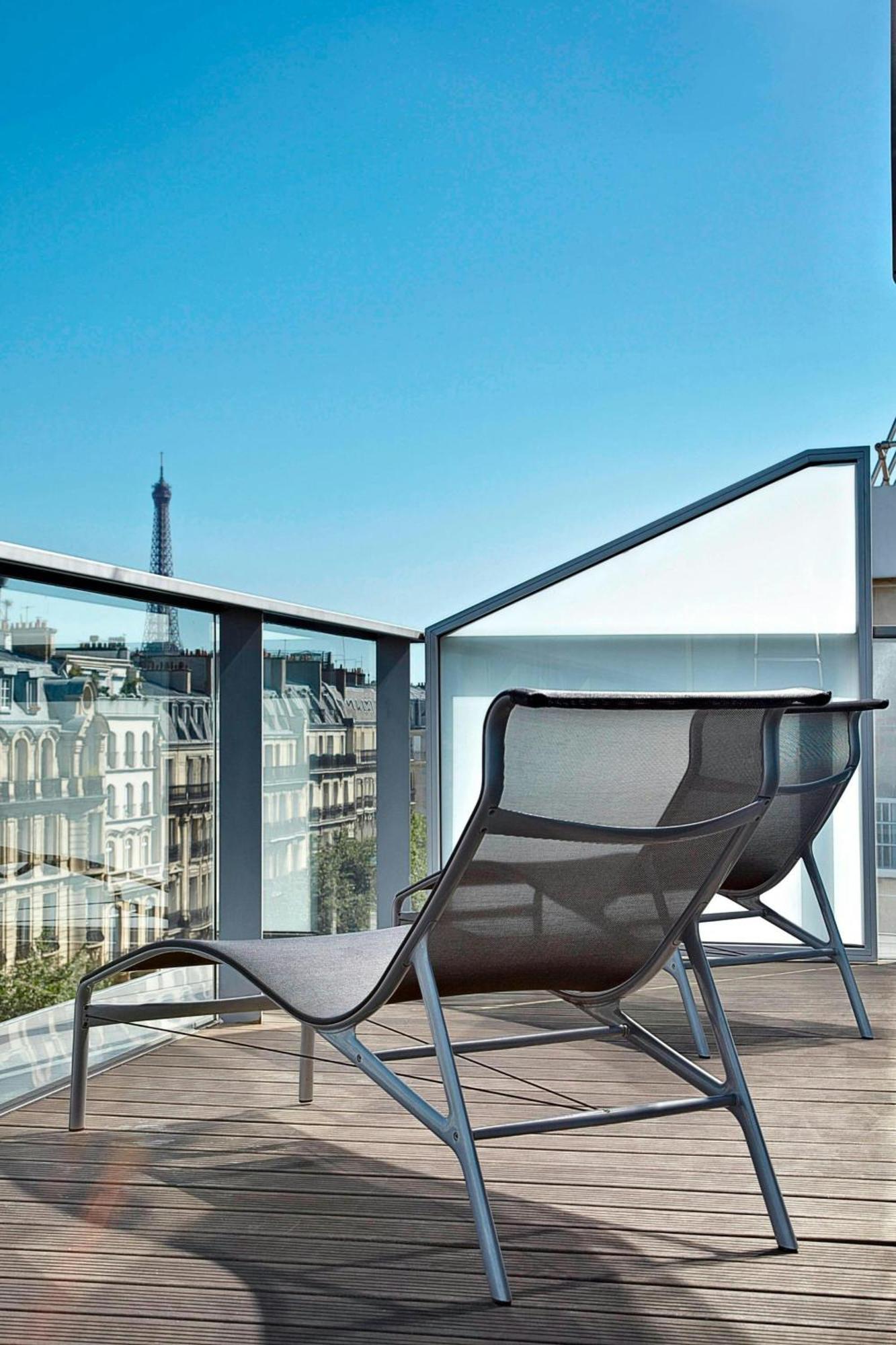 Renaissance Arc De Triomphe Hotel 5*
