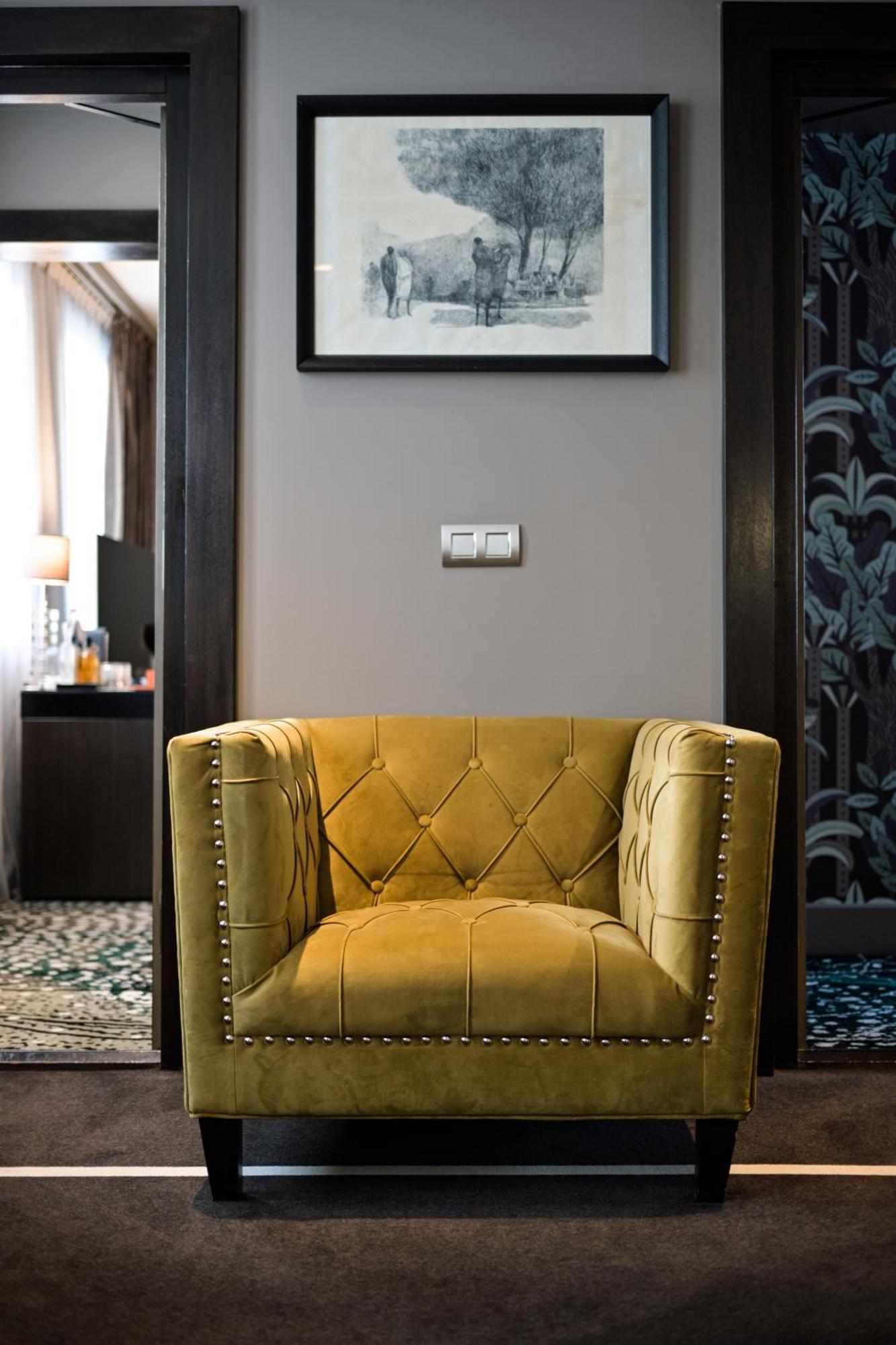 Hotel Juliana 5*