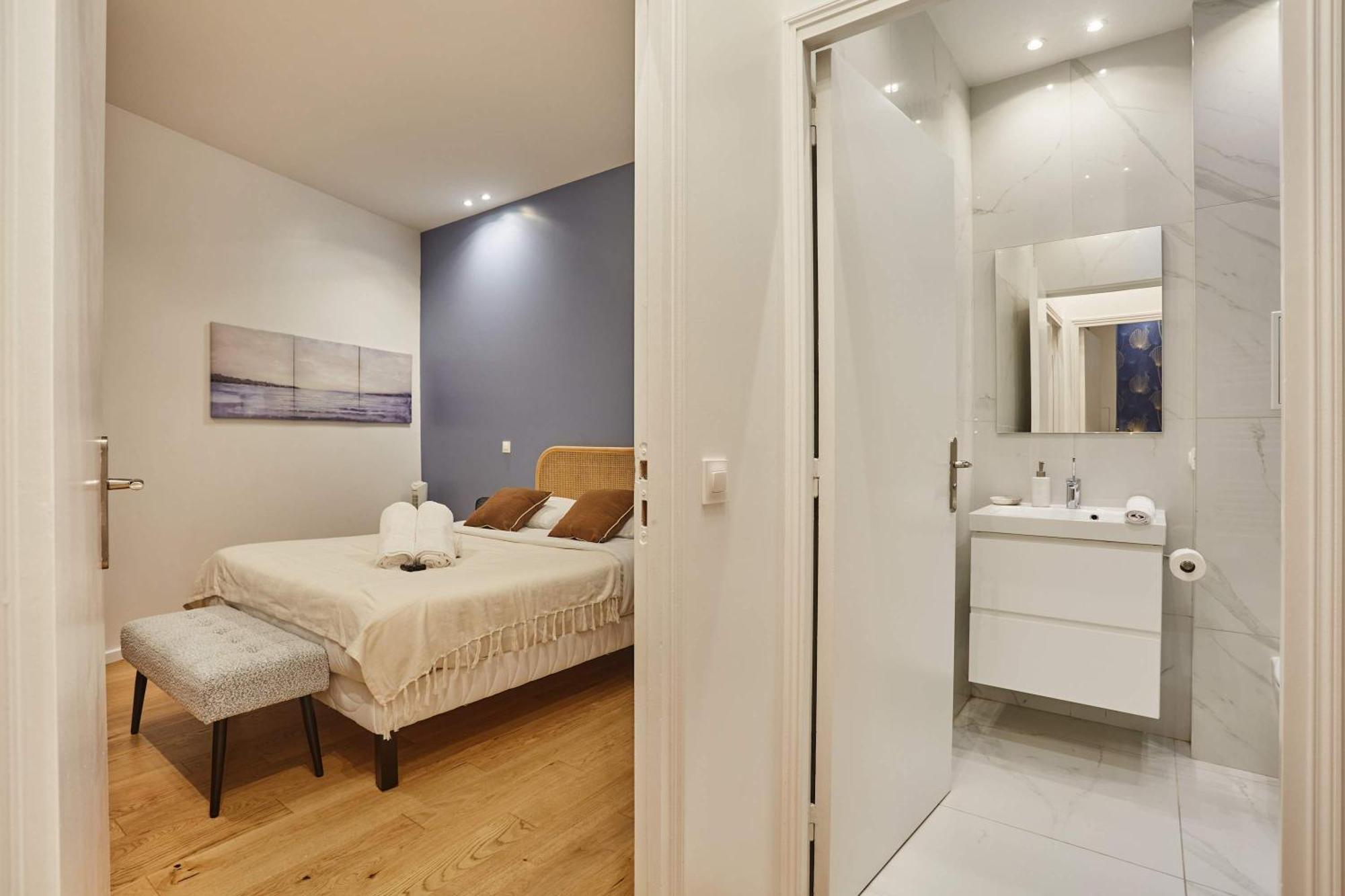 Appartamento New 2 Bedrooms Center Of By Prestige Parigi