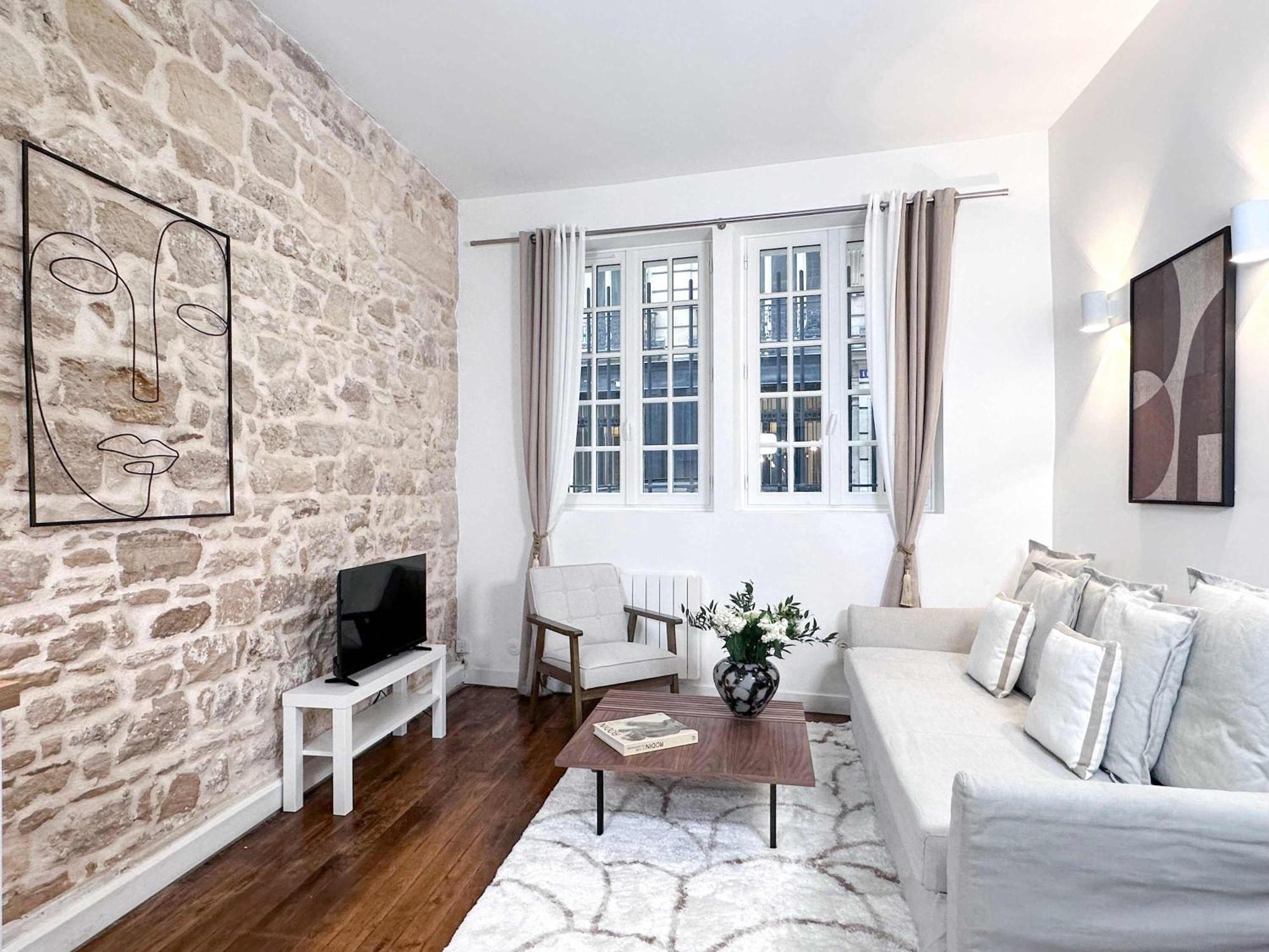 Stylish In Le Marais Apartment *