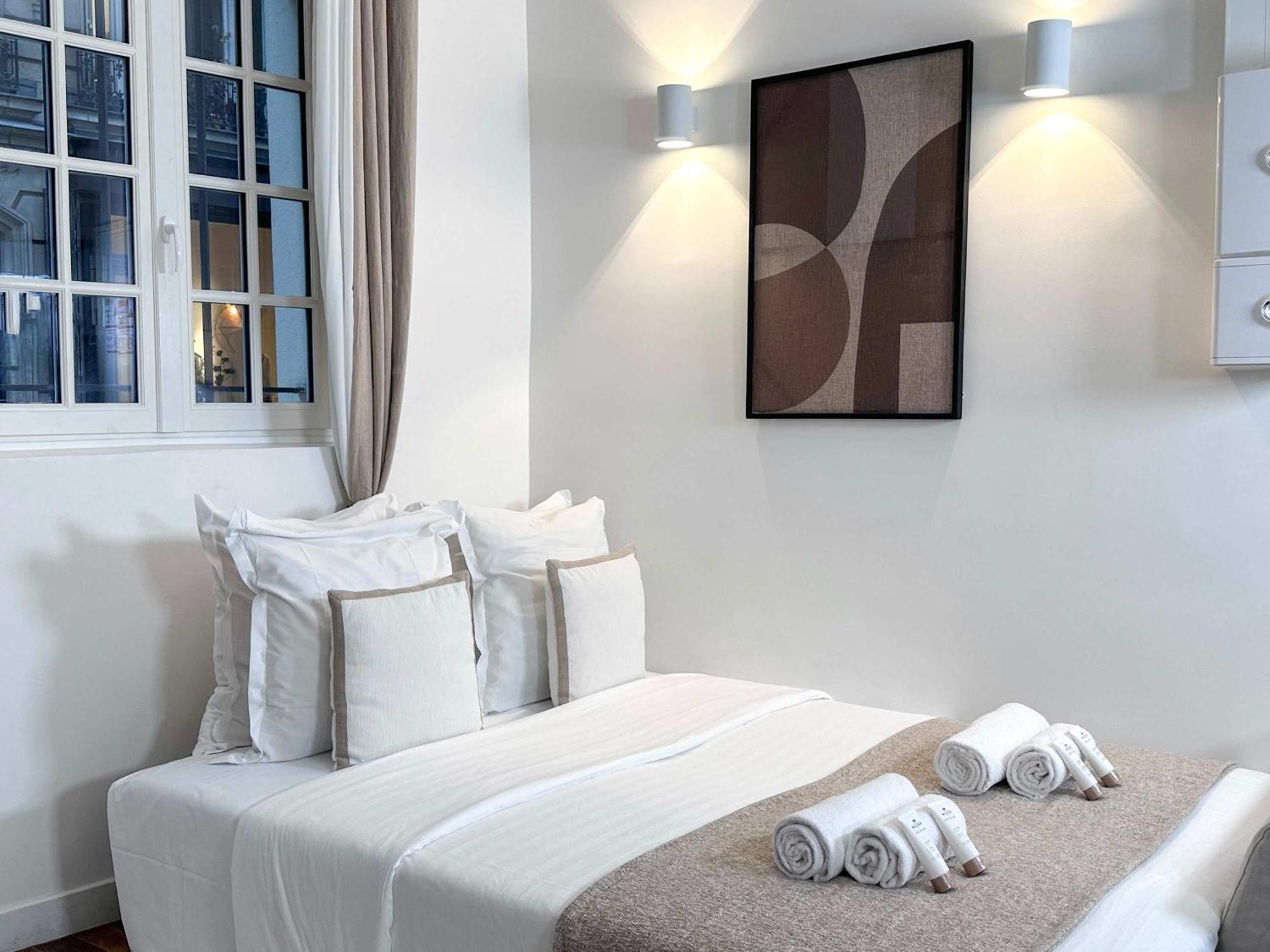 Stylish In Le Marais Apartment *