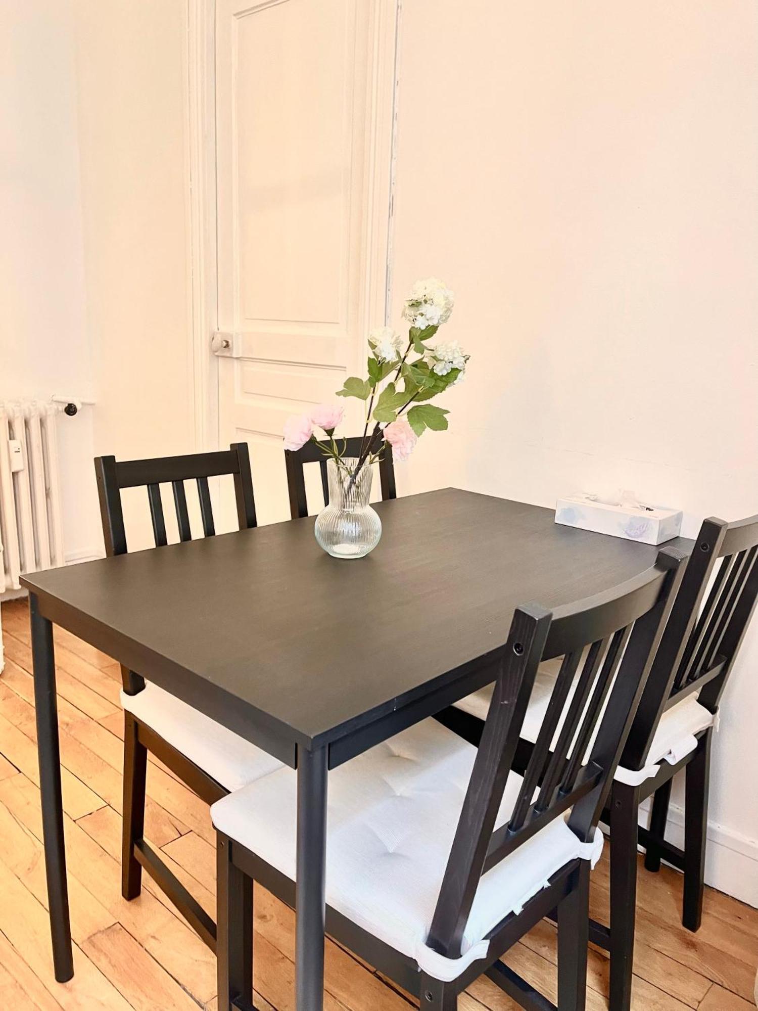 Apartment Spacious Flat Near Montparnasse Bausset 4th