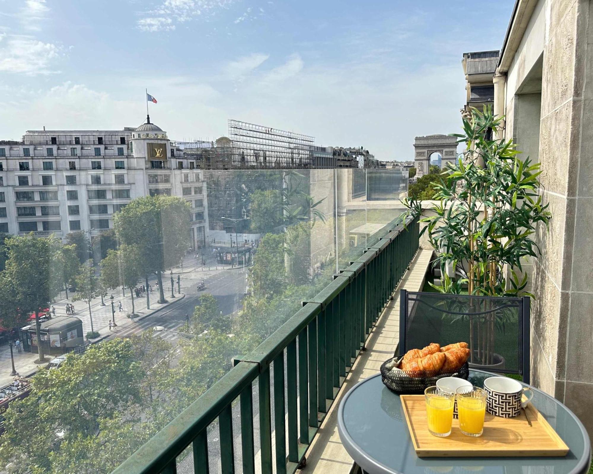 Unique Panoramic Flat Champs-elysees Appartamento