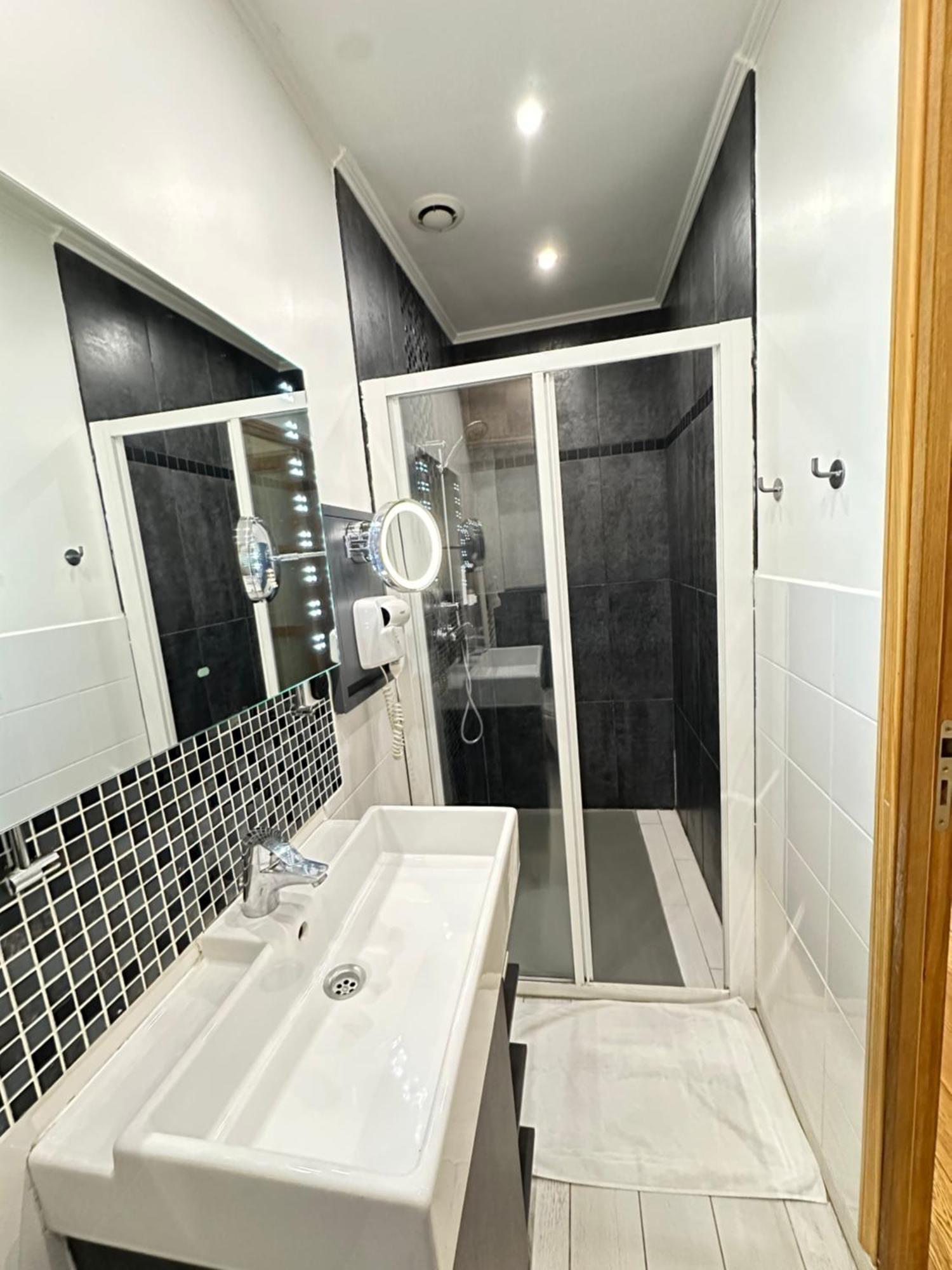 St Paul Marais Flat Ground Floor Appartamento Parigi