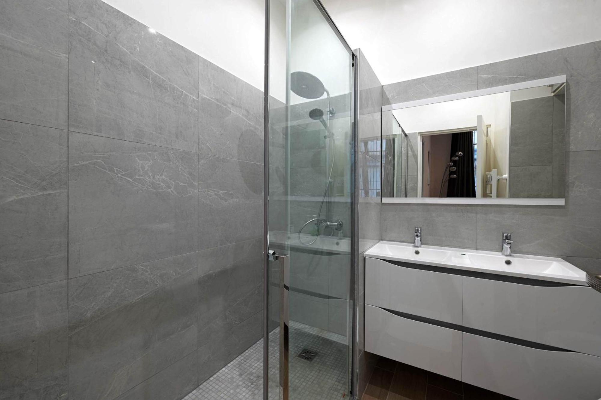 Bel Buttes-chaumont Apartment