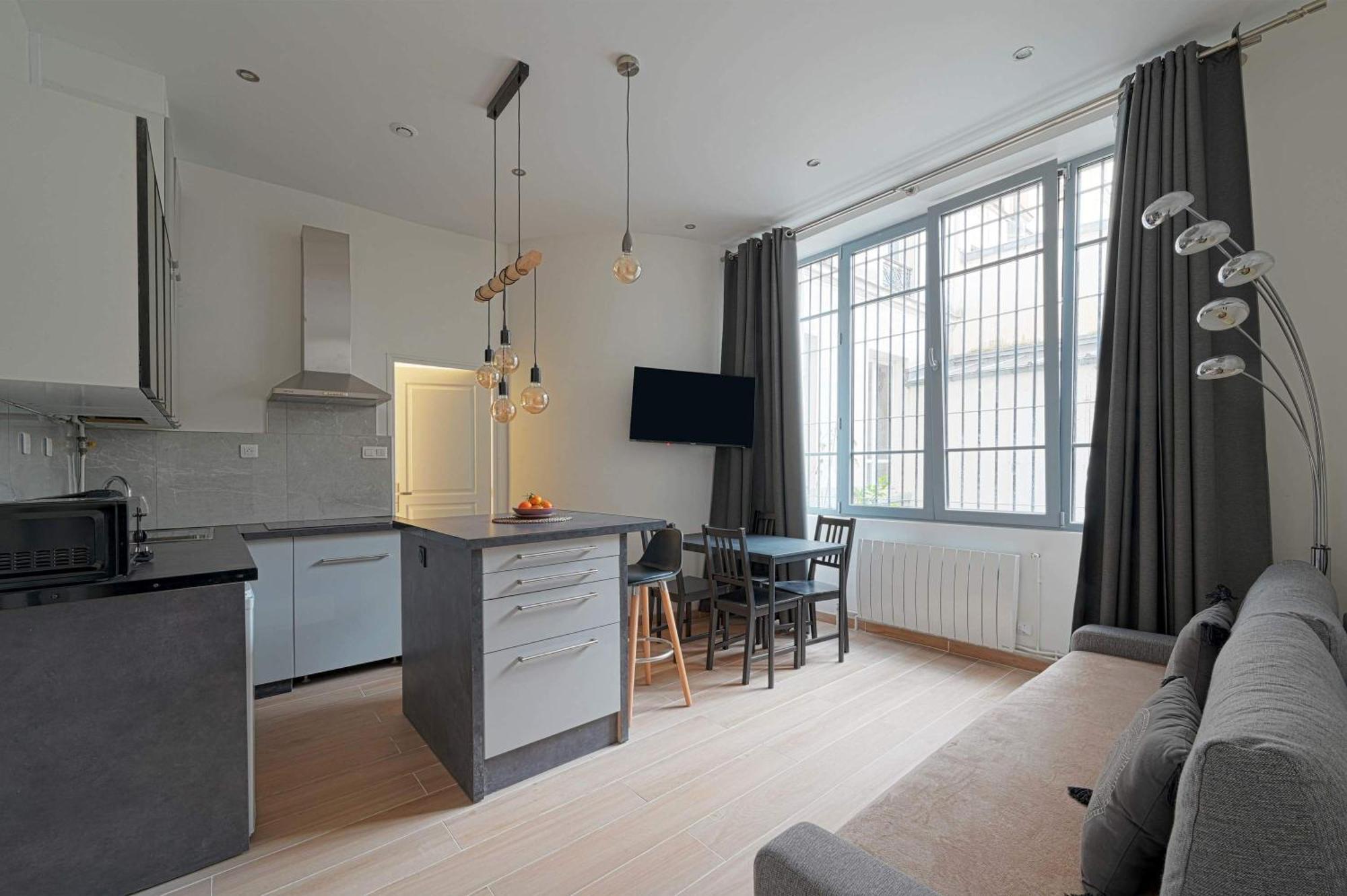 Bel Buttes-chaumont Apartment Paris