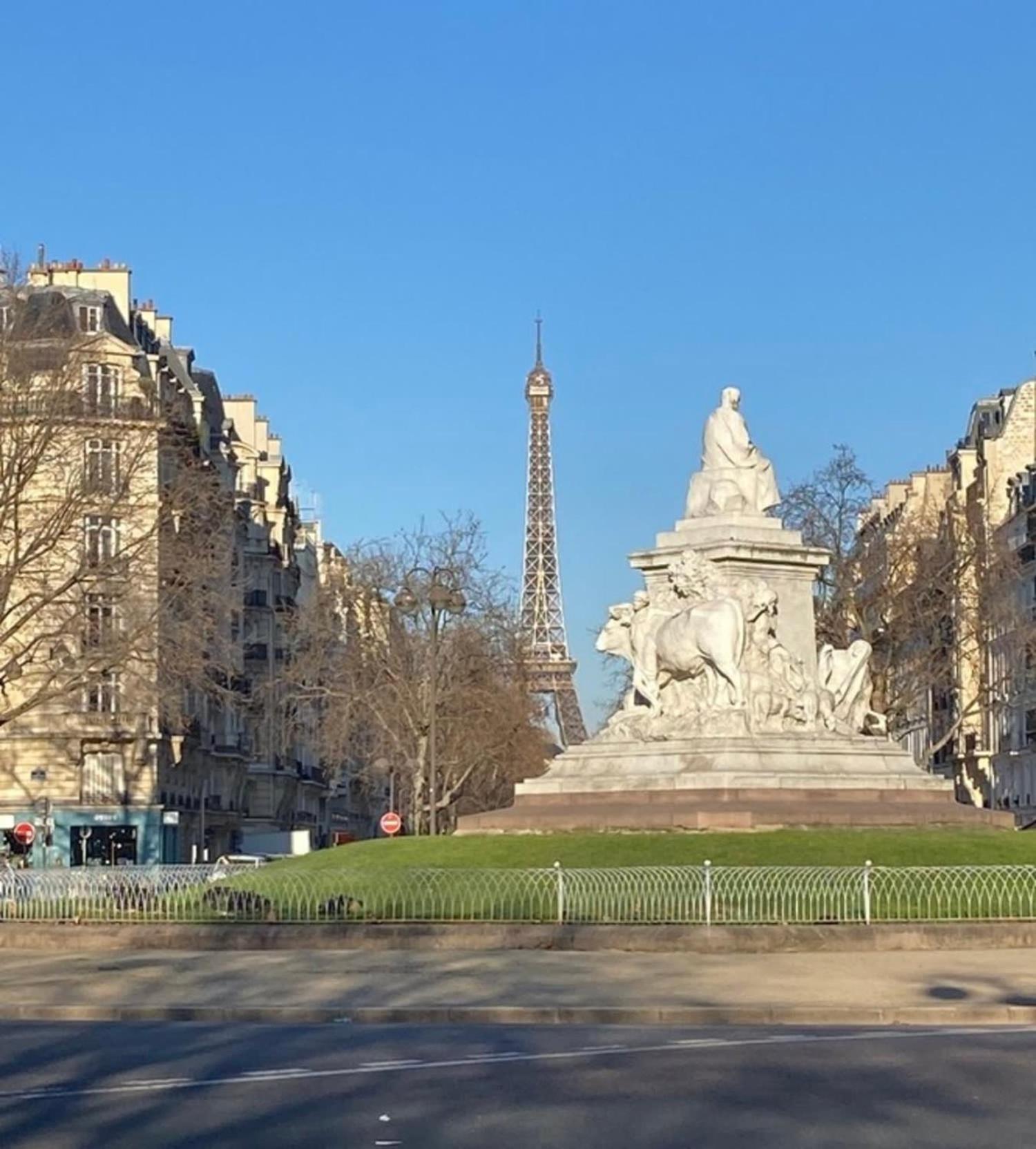 Chic Eiffel Tower Proximity Appartamento Parigi