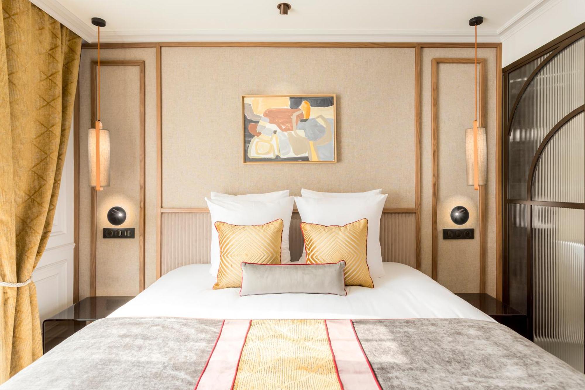 Merveil - Signature - Opera - Rougemont Iii Apartment