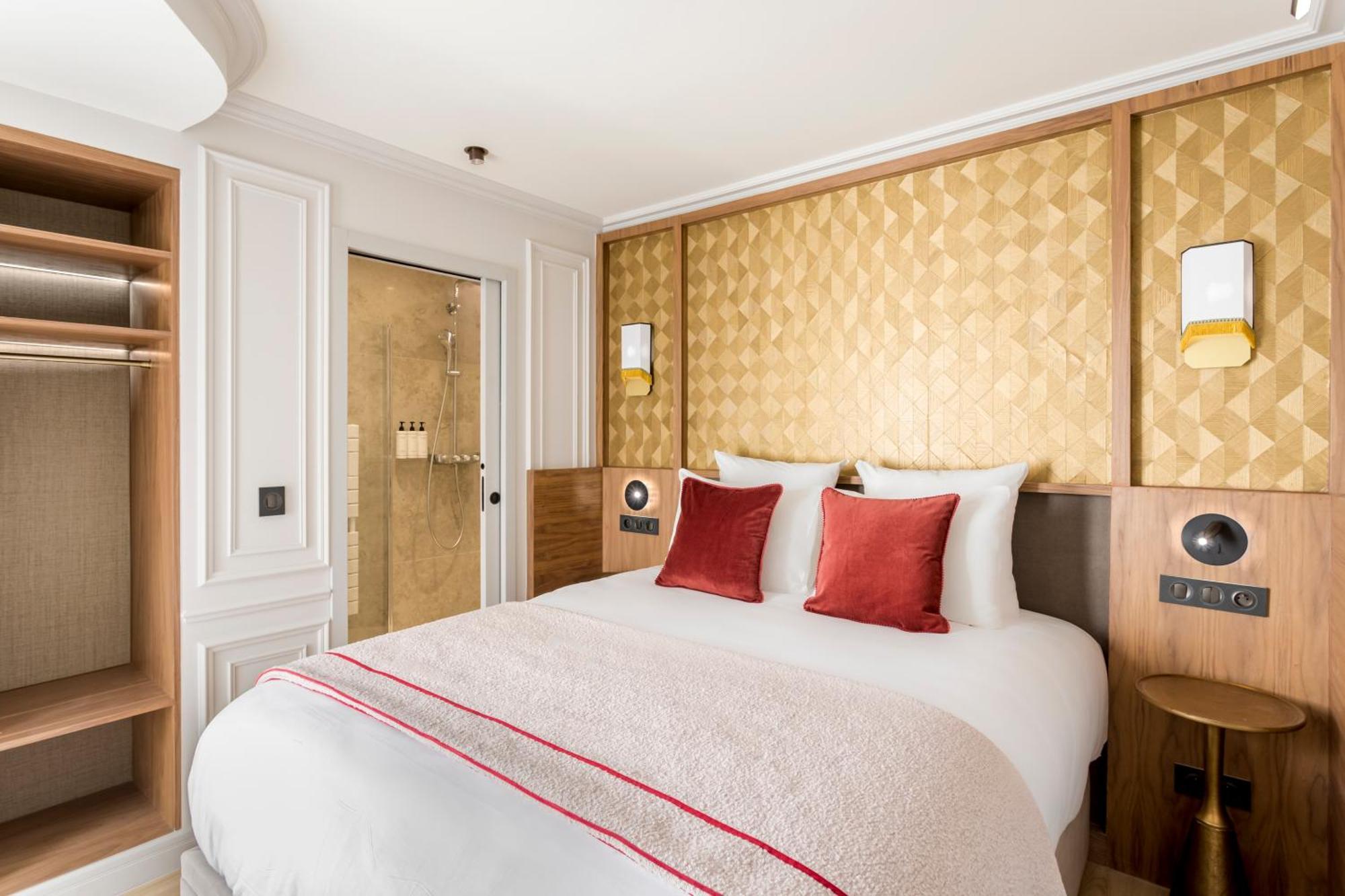 Merveil - Signature - Opera - Rougemont Iii Apartment