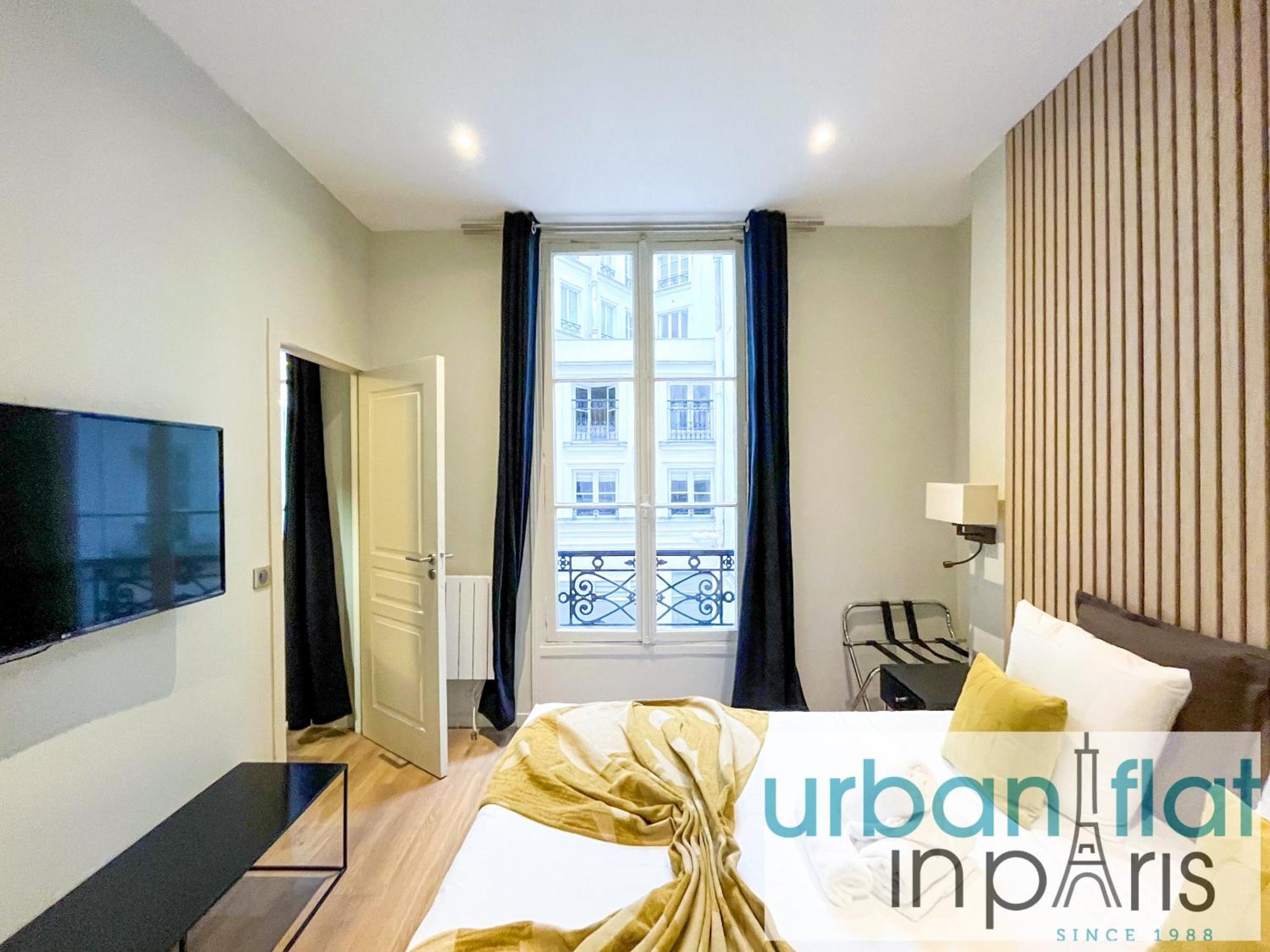 Urban Flat 63 - Beautiful 3 Bedroom Flat Champs-elysees Parigi