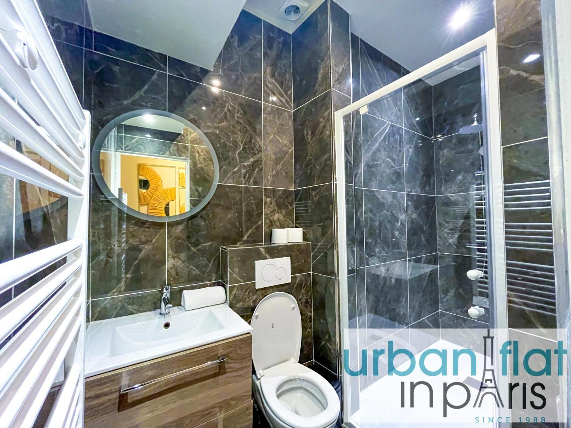 Urban Flat 63 - Beautiful 3 Bedroom Flat Champs-elysees Appartamento Parigi