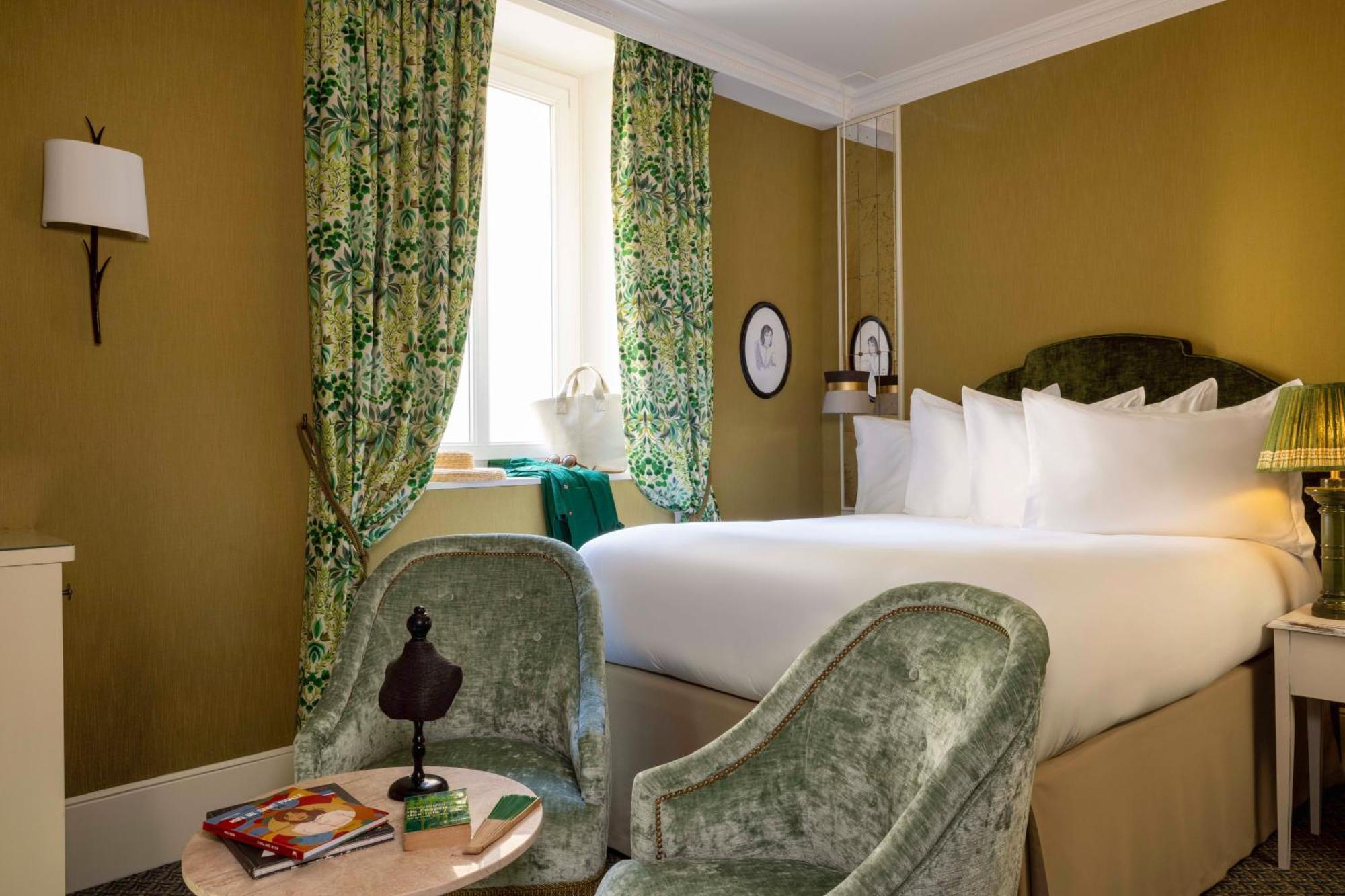 Autre 4* Parigi