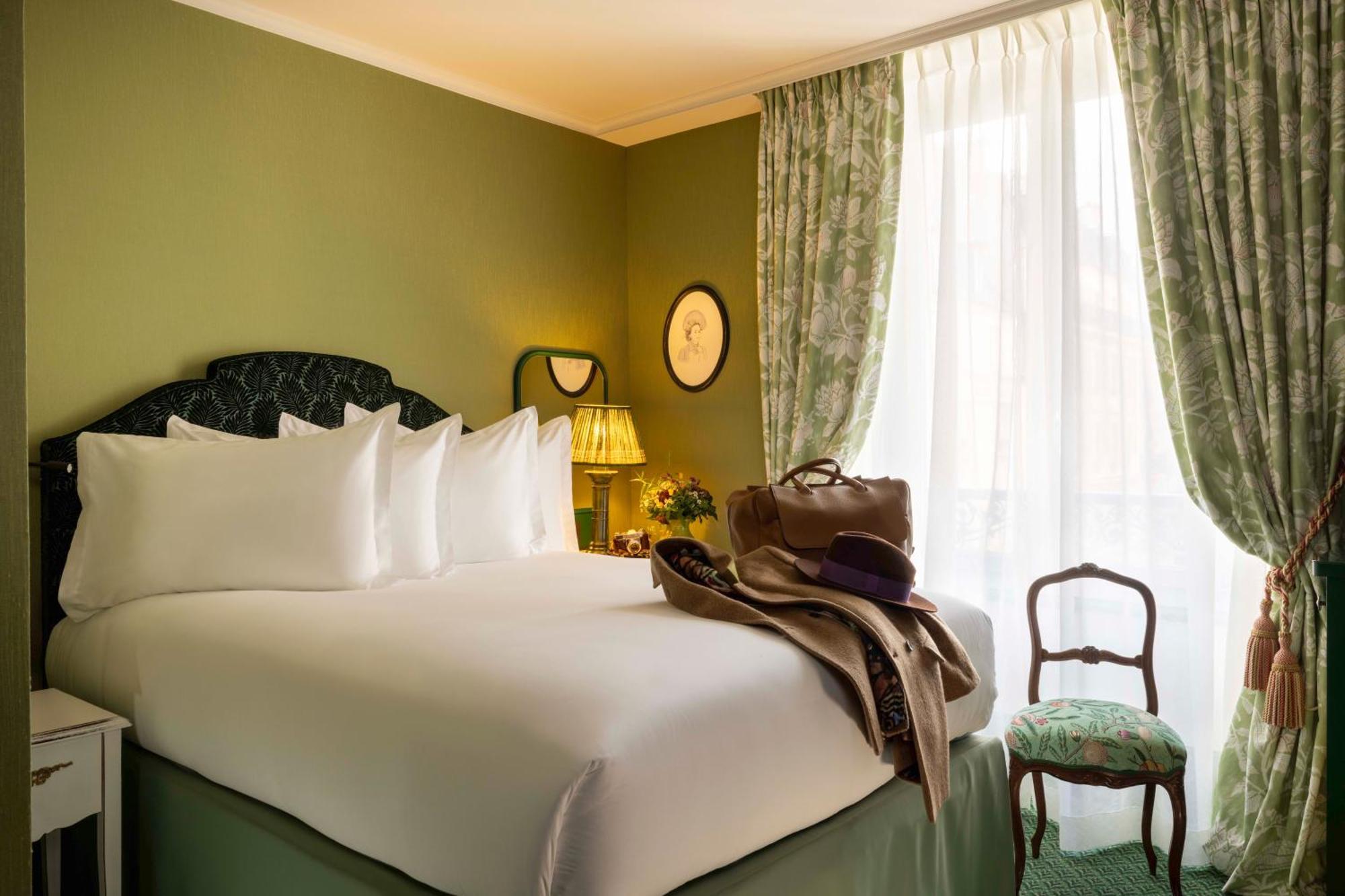 Autre 4* Parigi