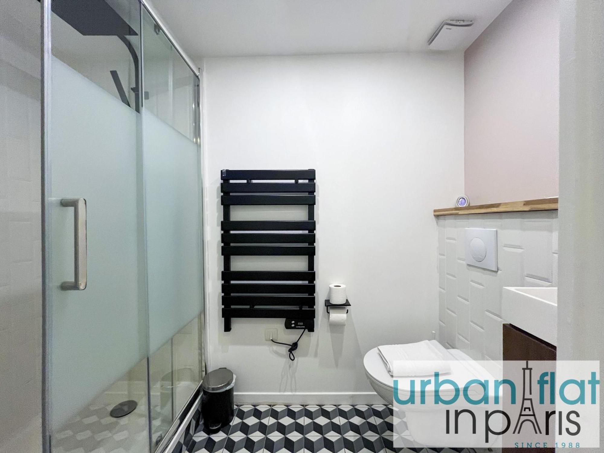 Urban Flat 194 - Spacious 3 Bedroom Montmartre Appartamento