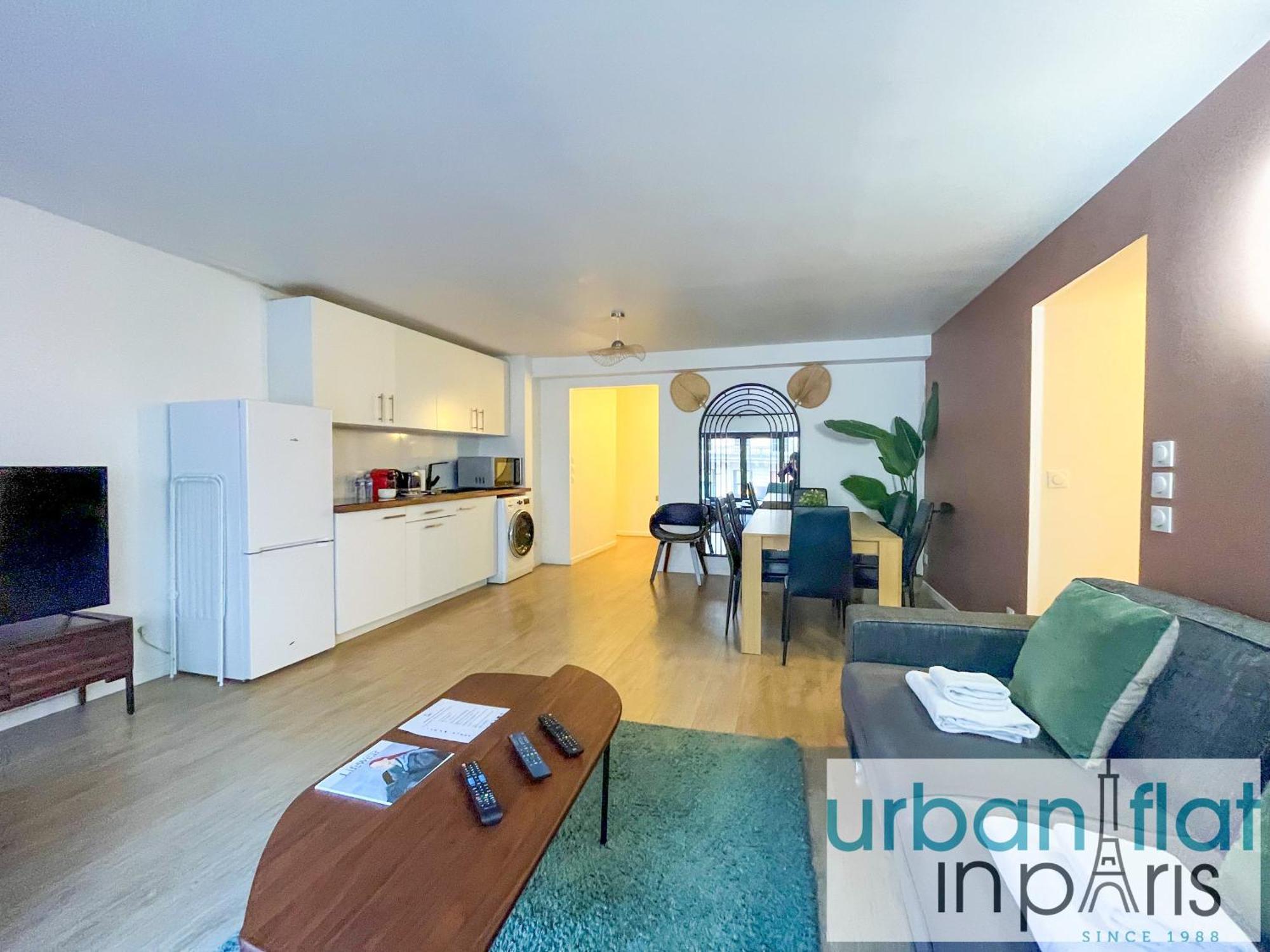 Appartamento Urban Flat 194 - Spacious 3 Bedroom Montmartre Parigi