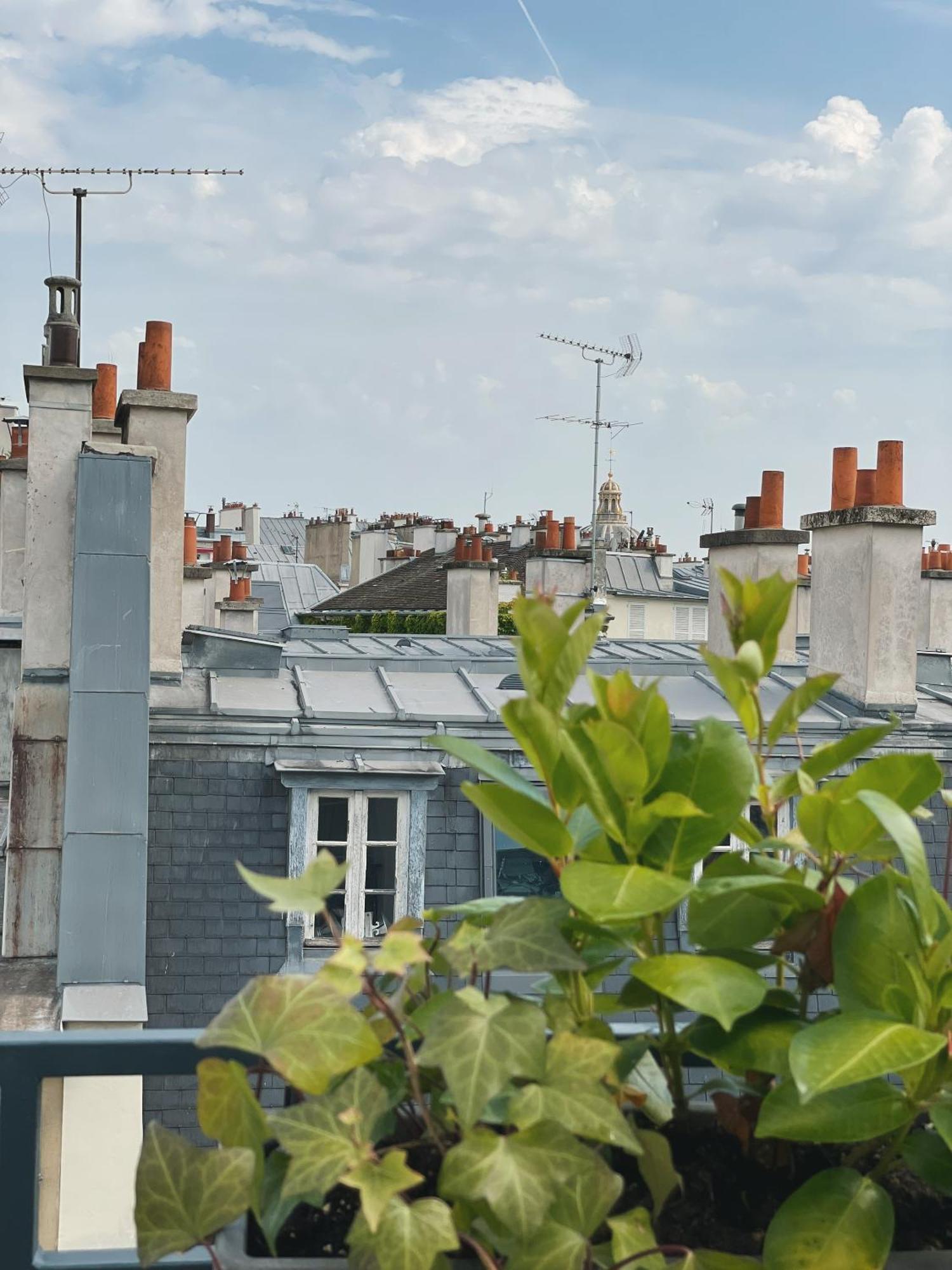 Des Deux Continents Hotel Paris